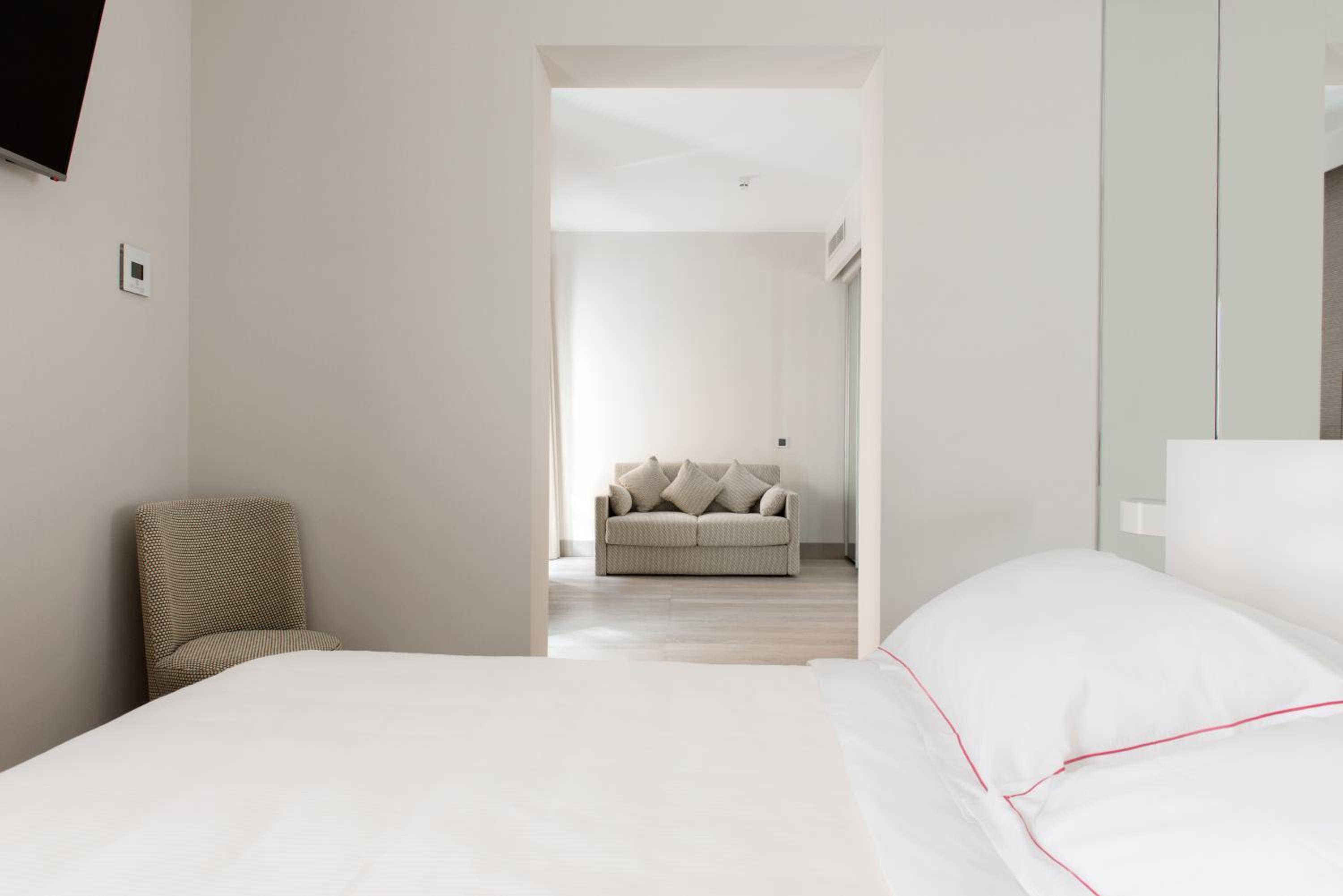 Suite with Air Conditioning - Photo 1
