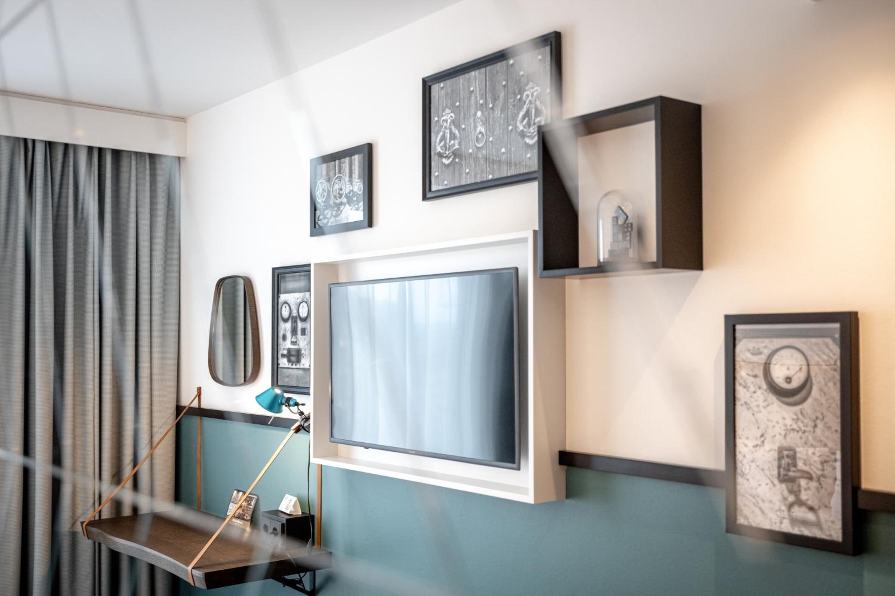Hotel Indigo Dresden - Wettiner Platz by IHG - Photo 108