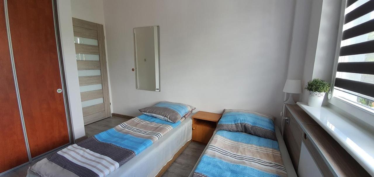 Twin Room with Private External Bathroom photo 3