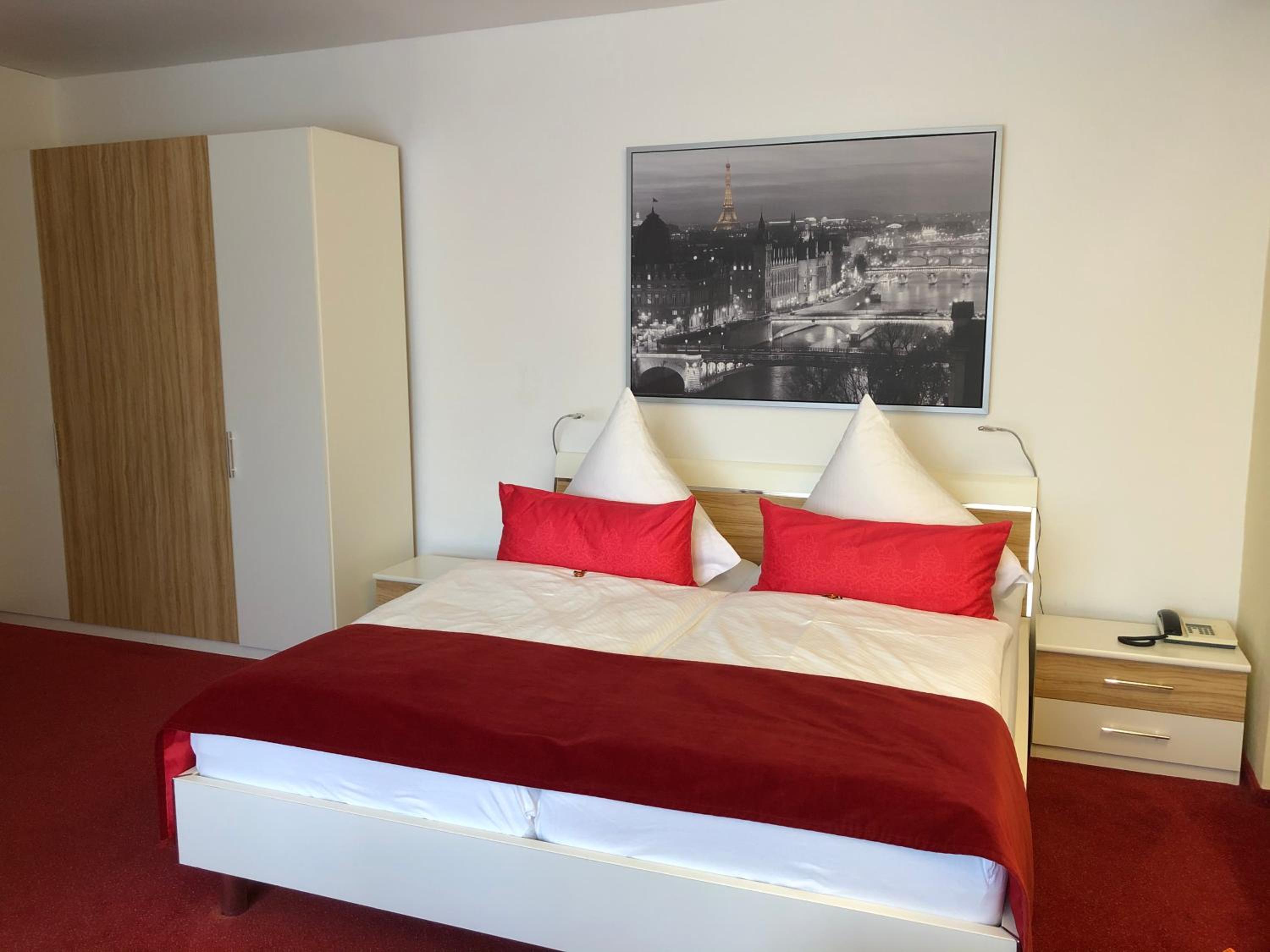 Double or Twin Room photo 1