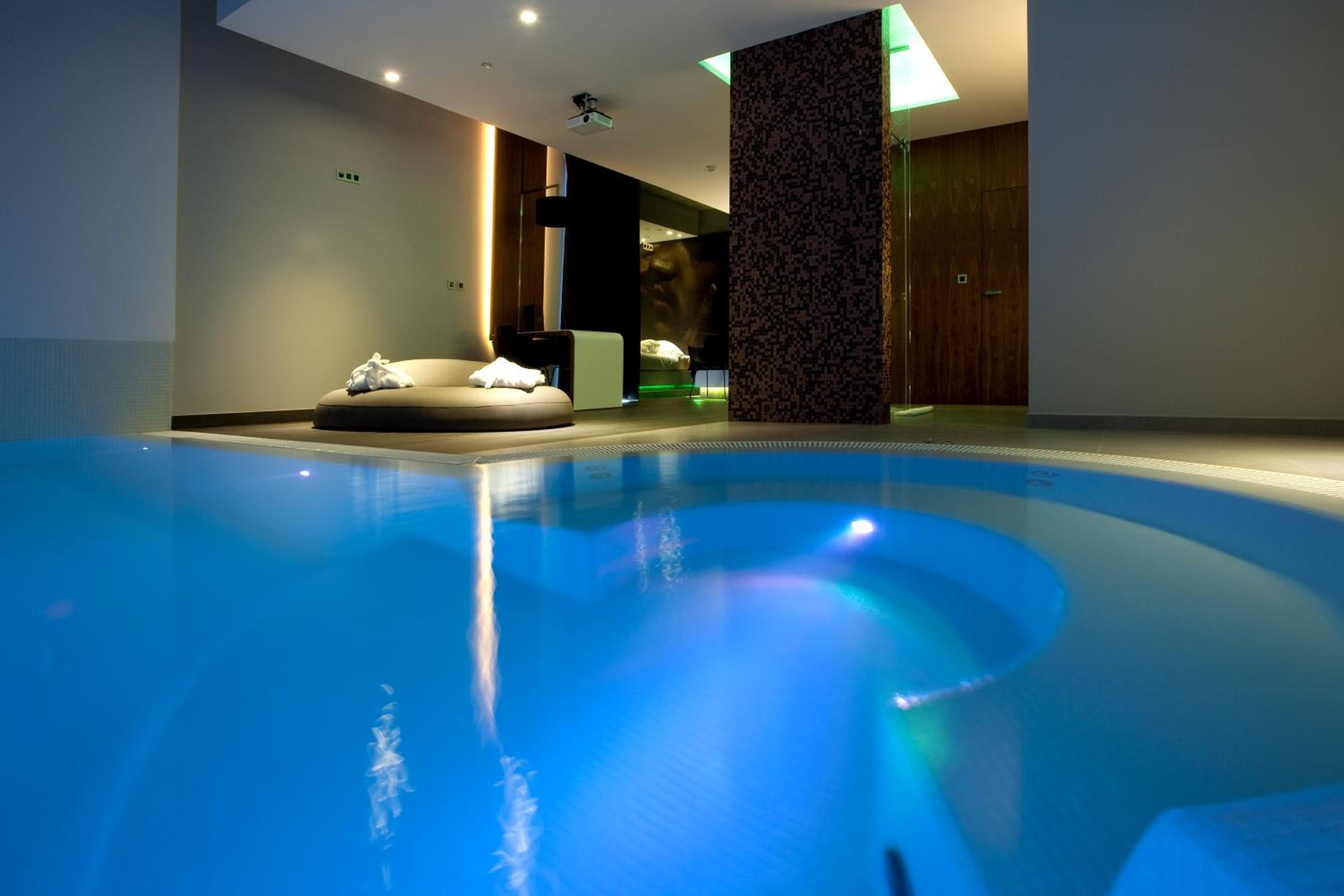 Suite with Private Pool photo 3