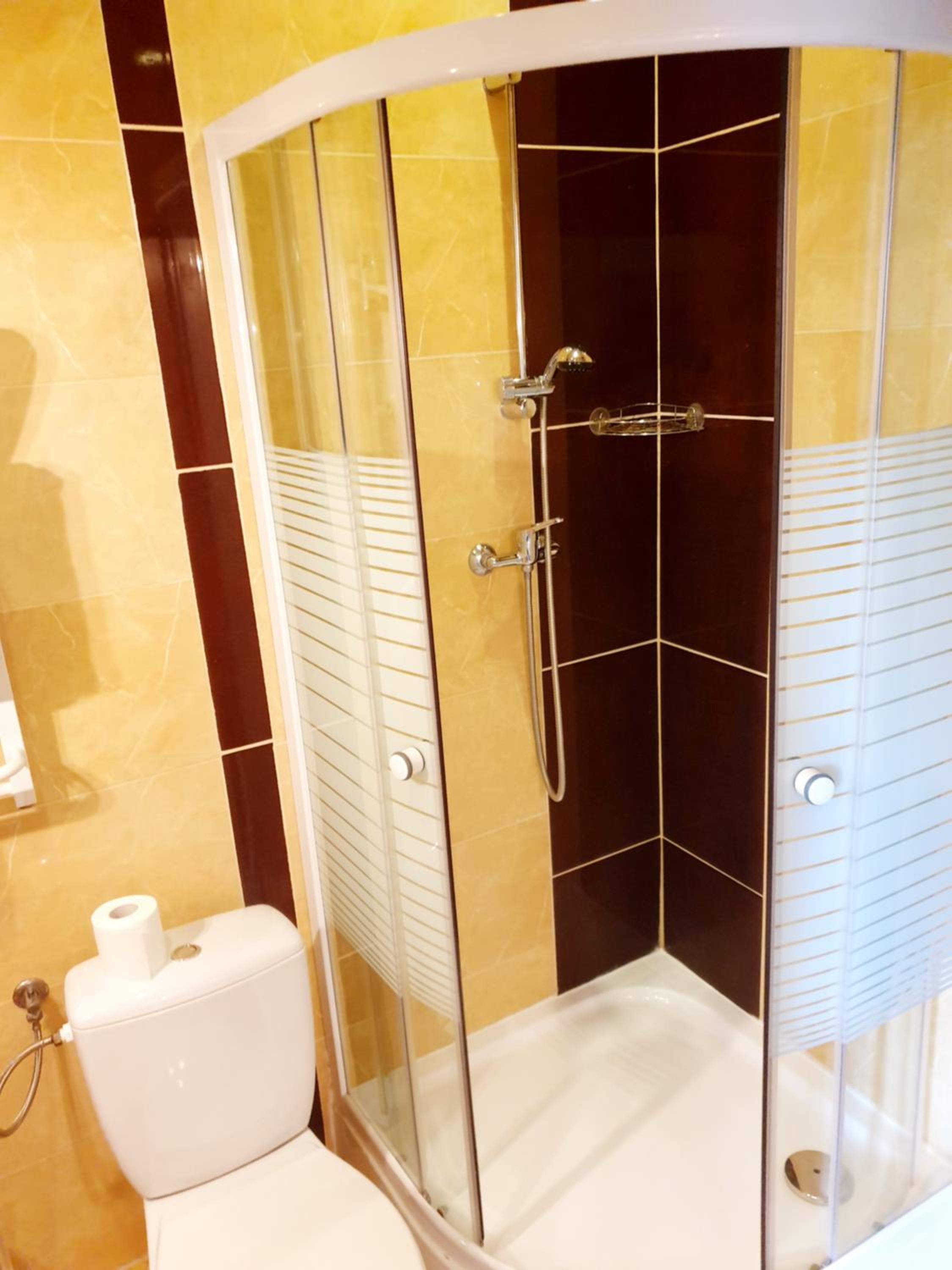 Double or Twin Room - Photo 14