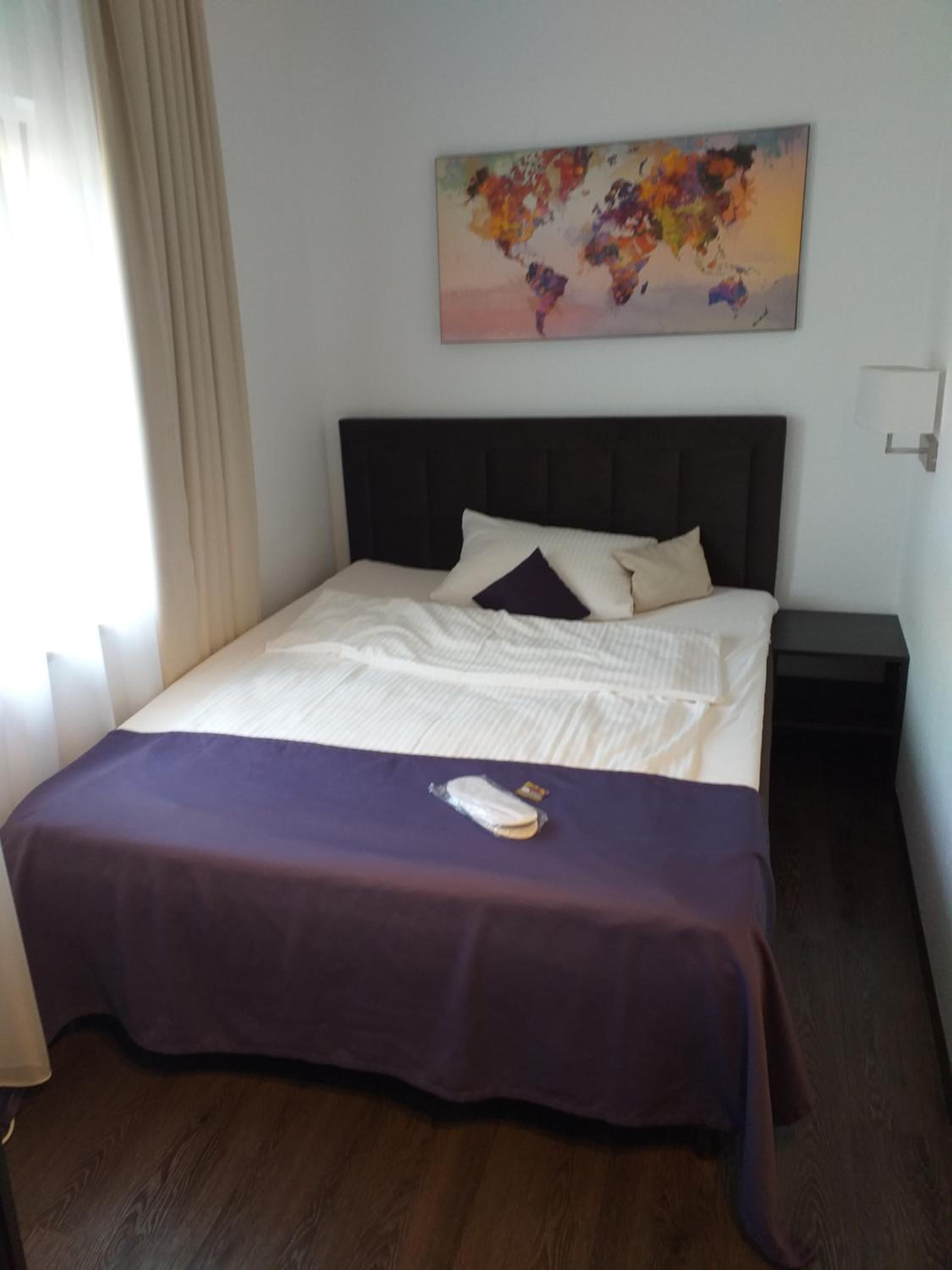 Budget Double Room - Photo 1