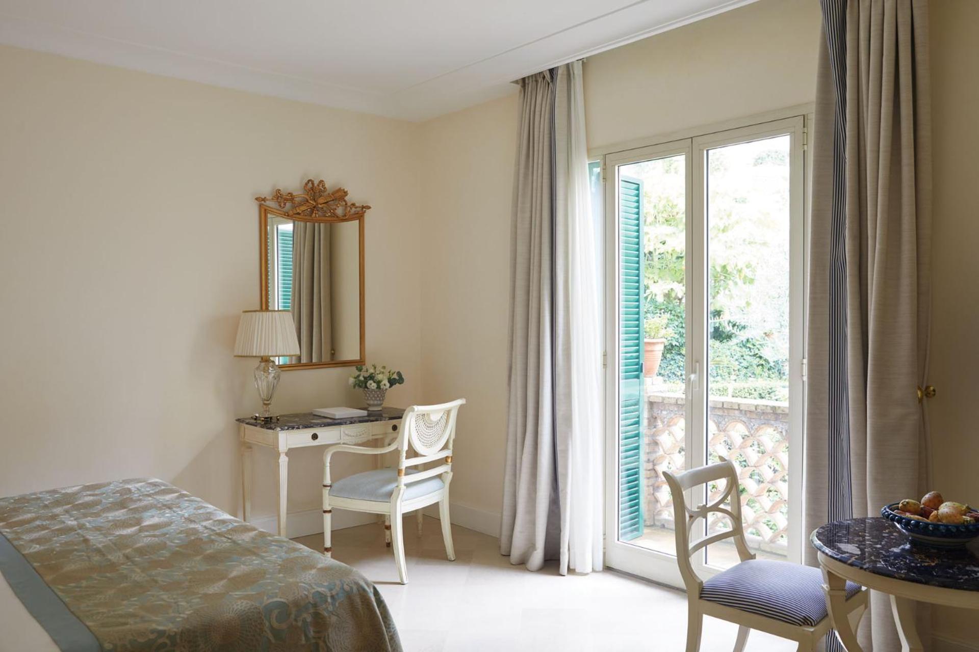 Superior Double or Twin Room - Photo 3