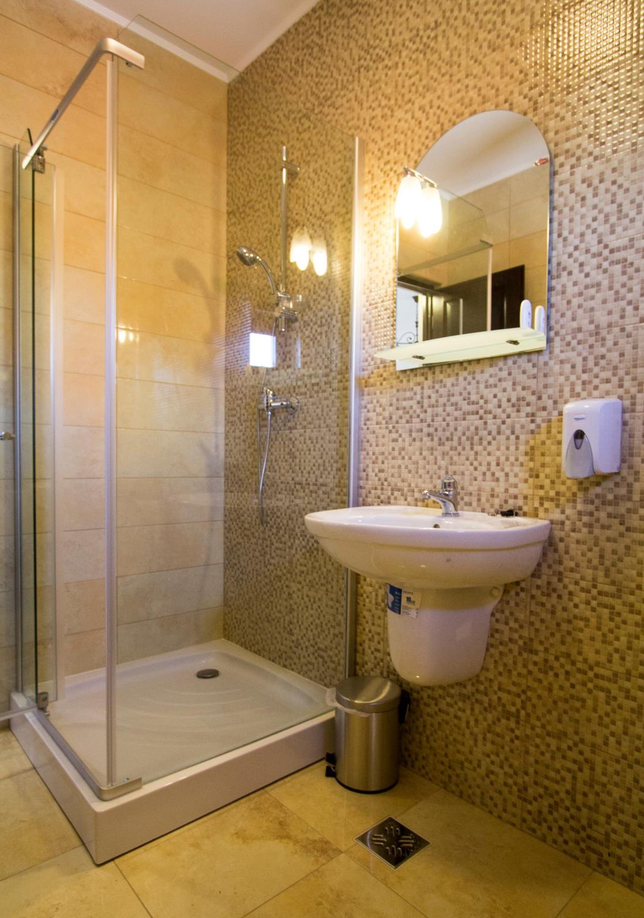 Comfort Room photo 2