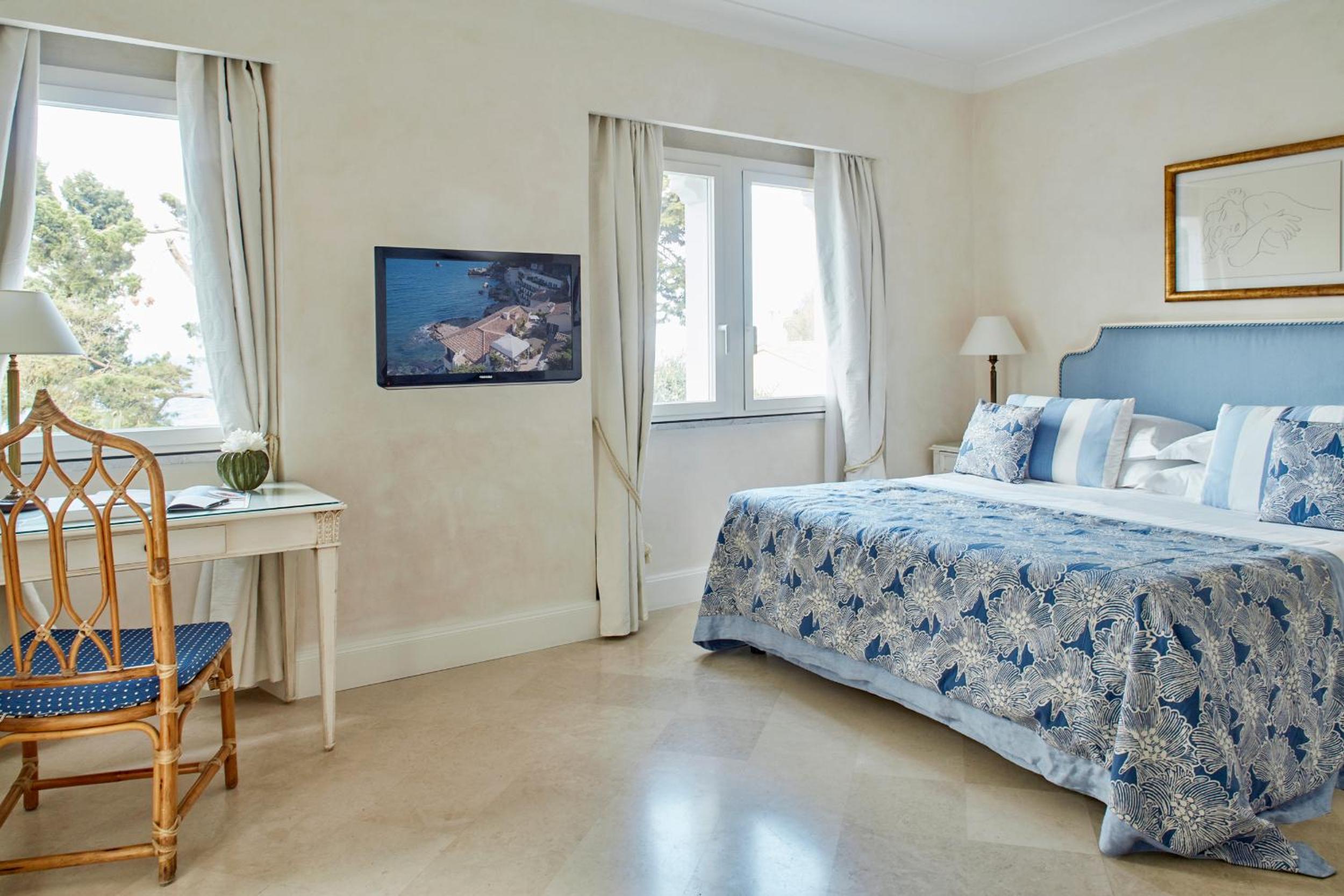 Superior Double or Twin Room with Sea View