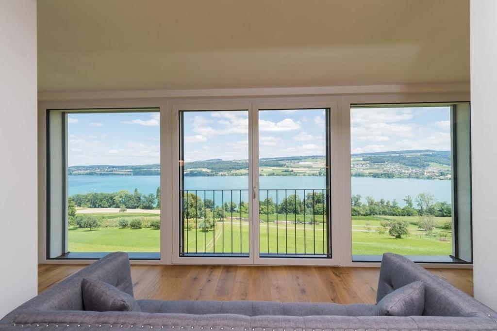 Three Bedroom Apartment with Lake View - Photo 14
