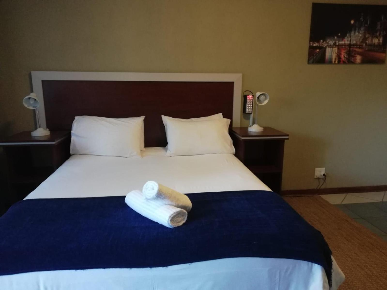 Deluxe Double Room with Shower