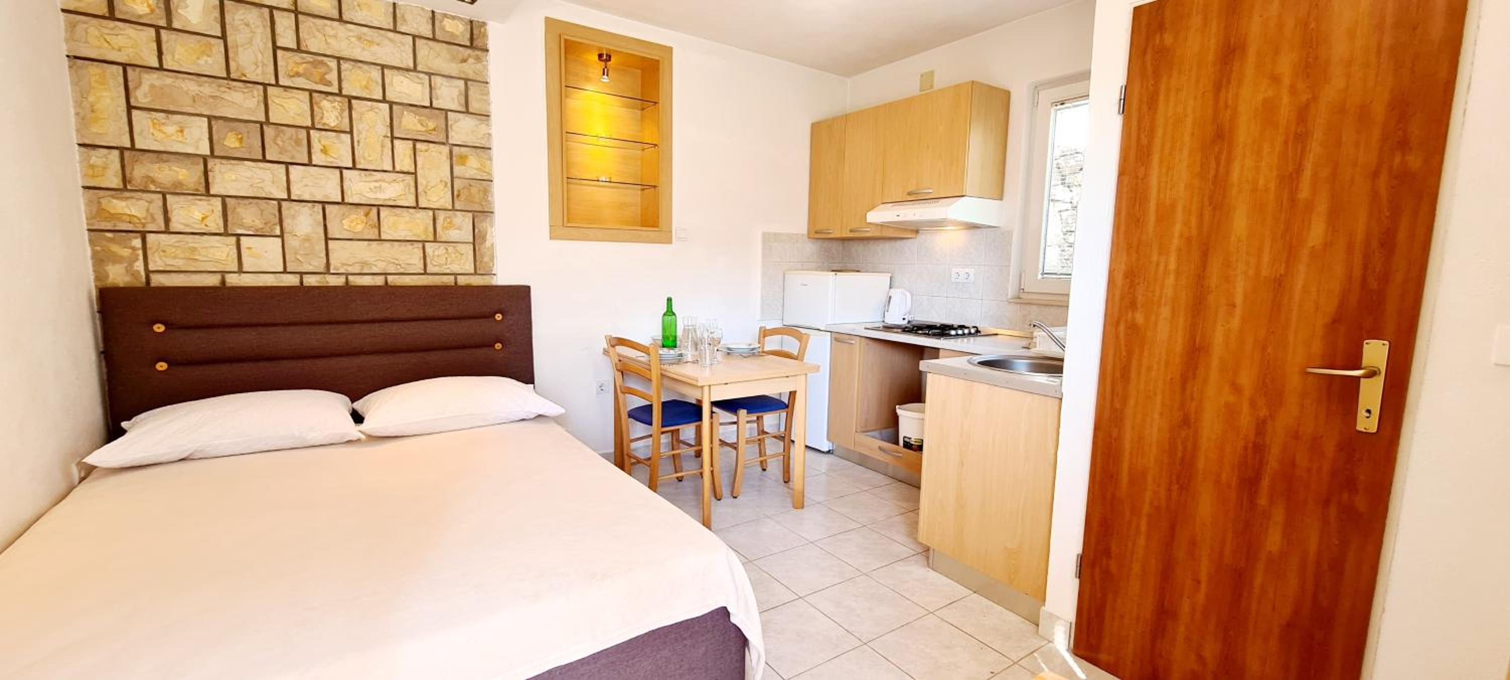 Studio Apartment