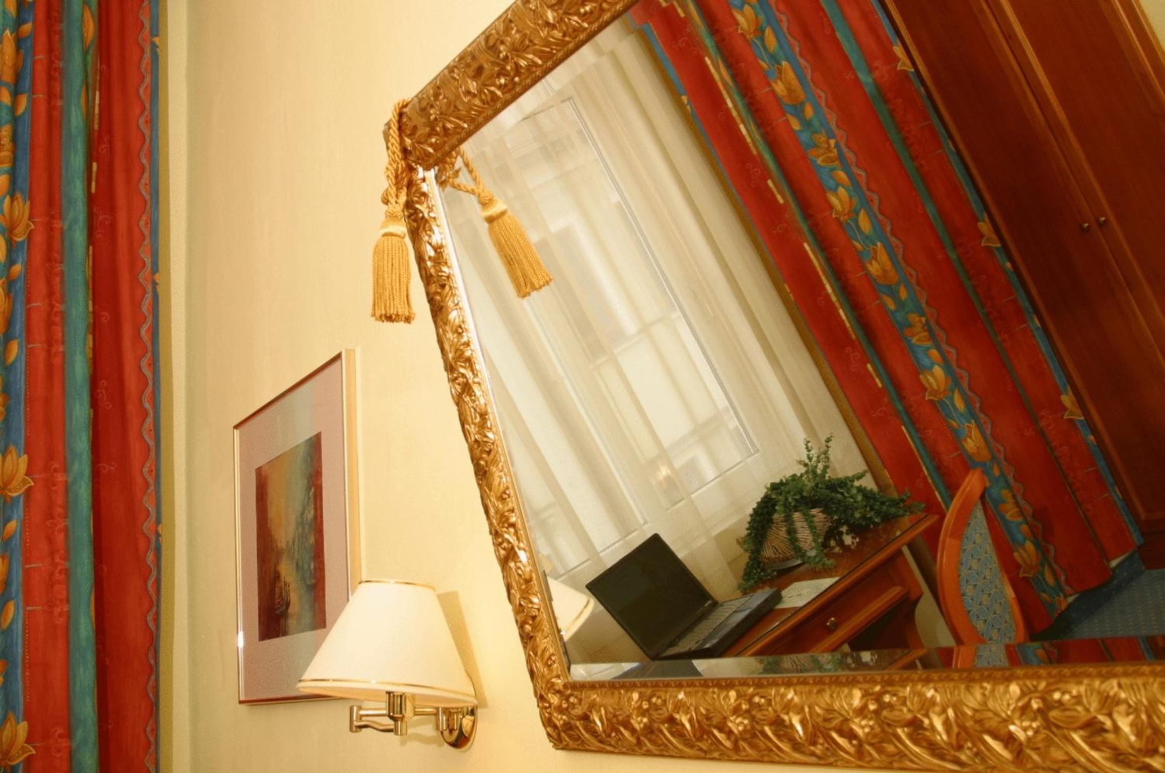 Economy Double Room photo 3
