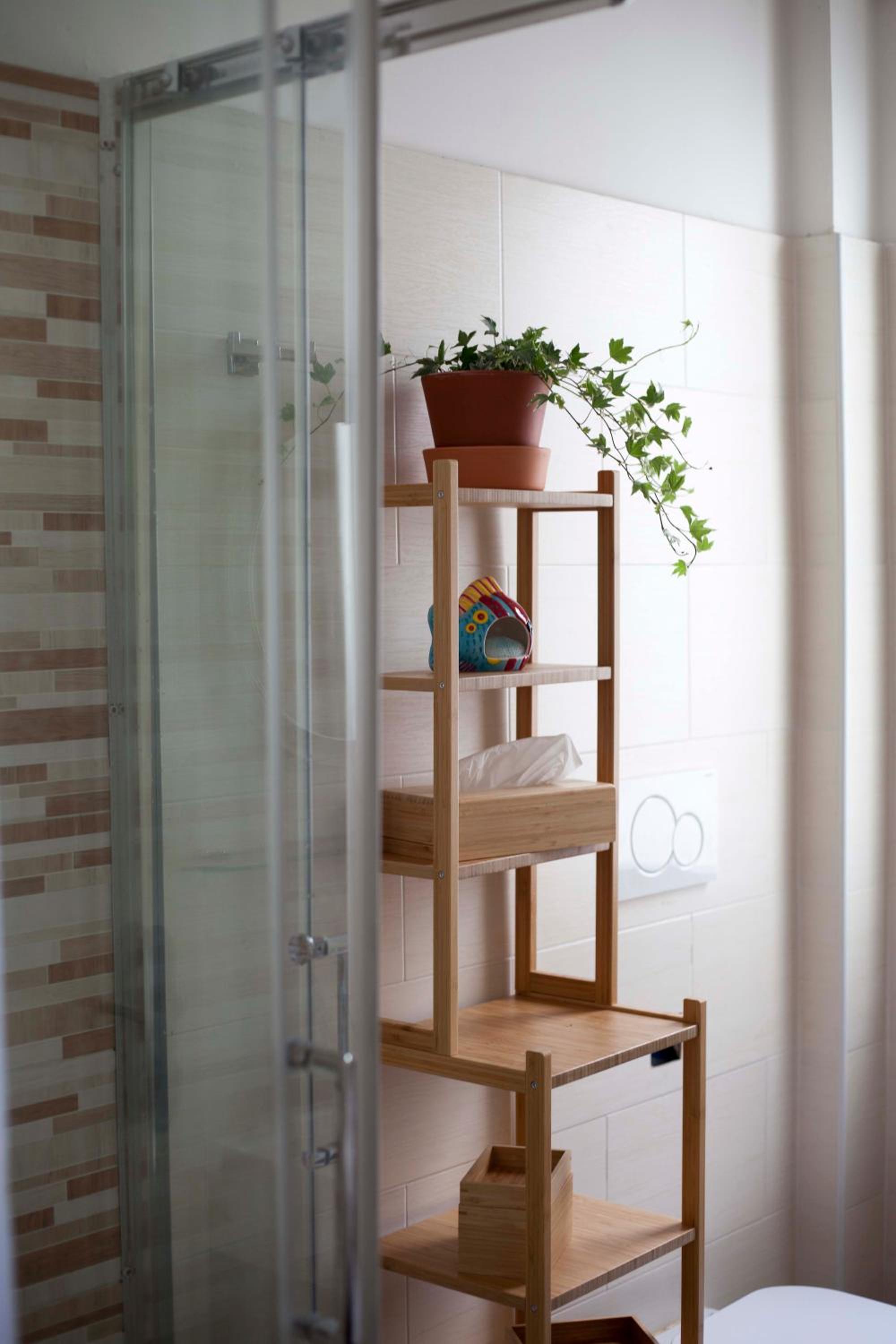 Double Room with Shared Bathroom photo 3