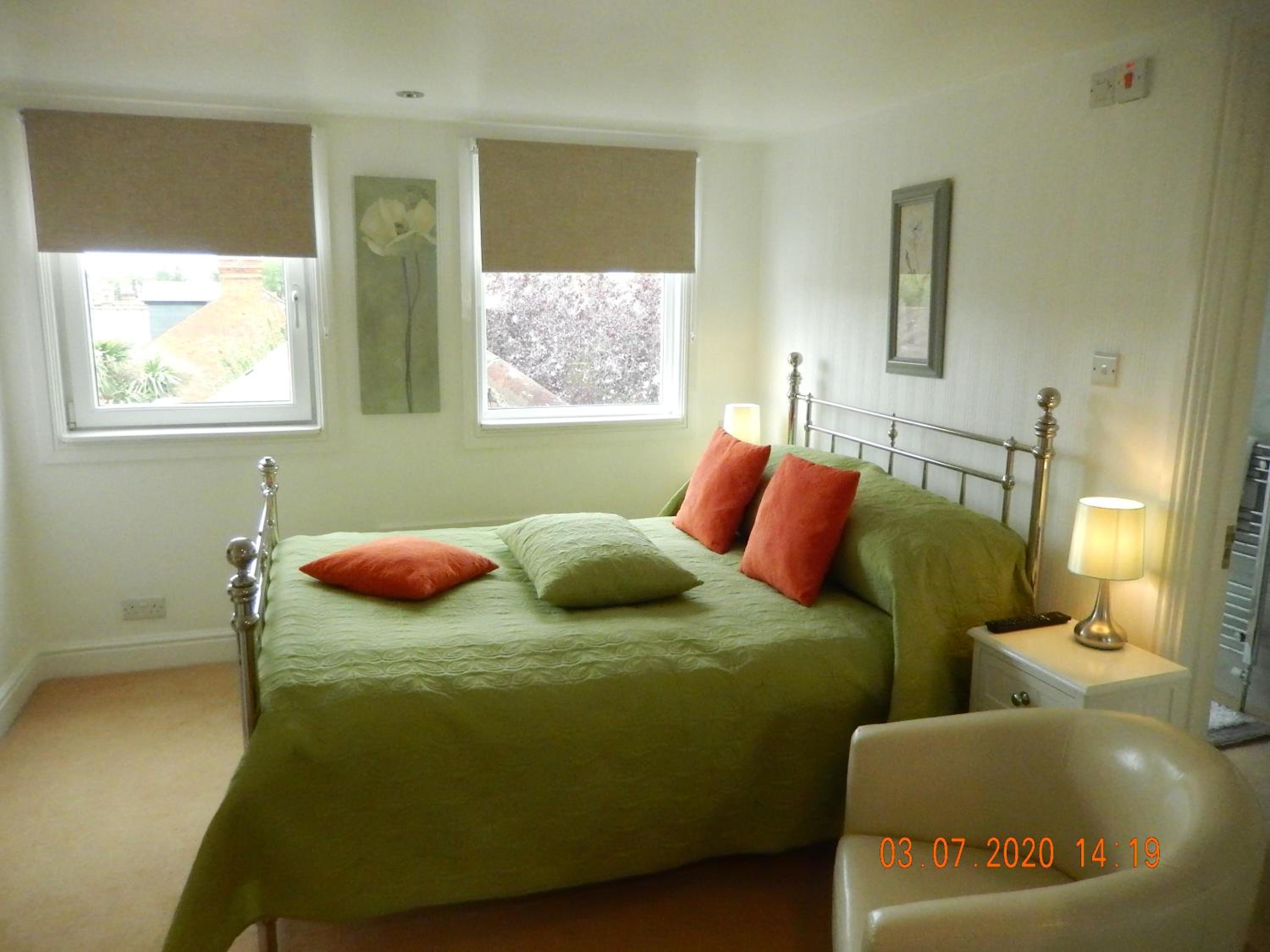 Deluxe Double Room with Shower