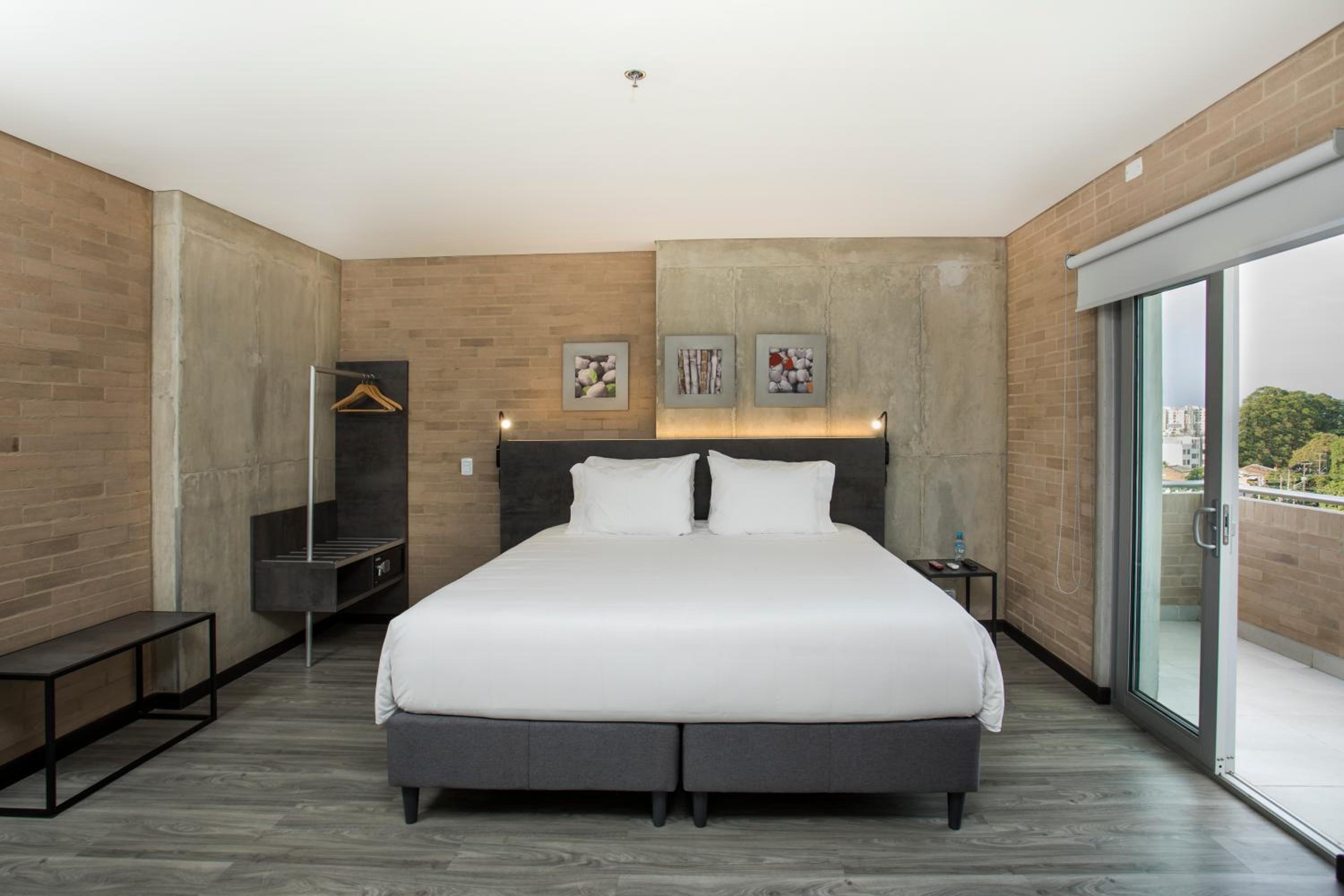 Double Room with Balcony photo 1