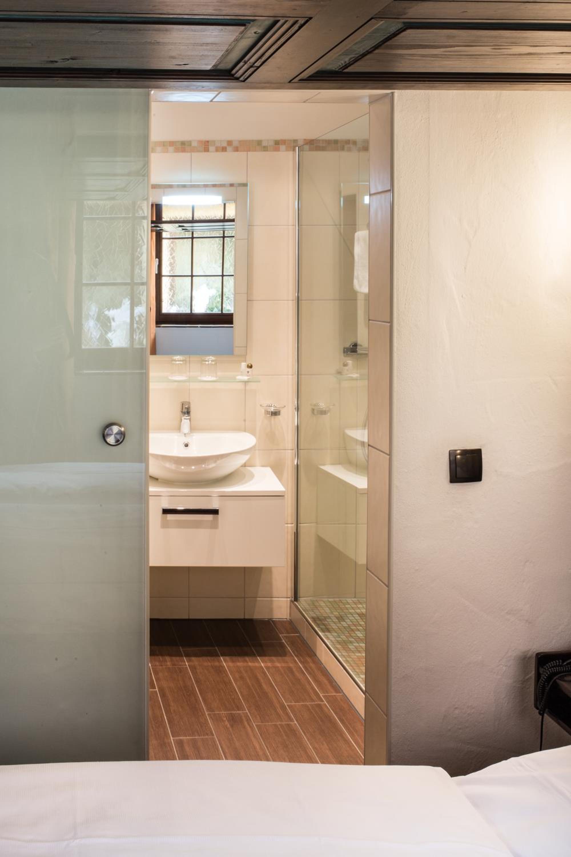 Single Room photo 2