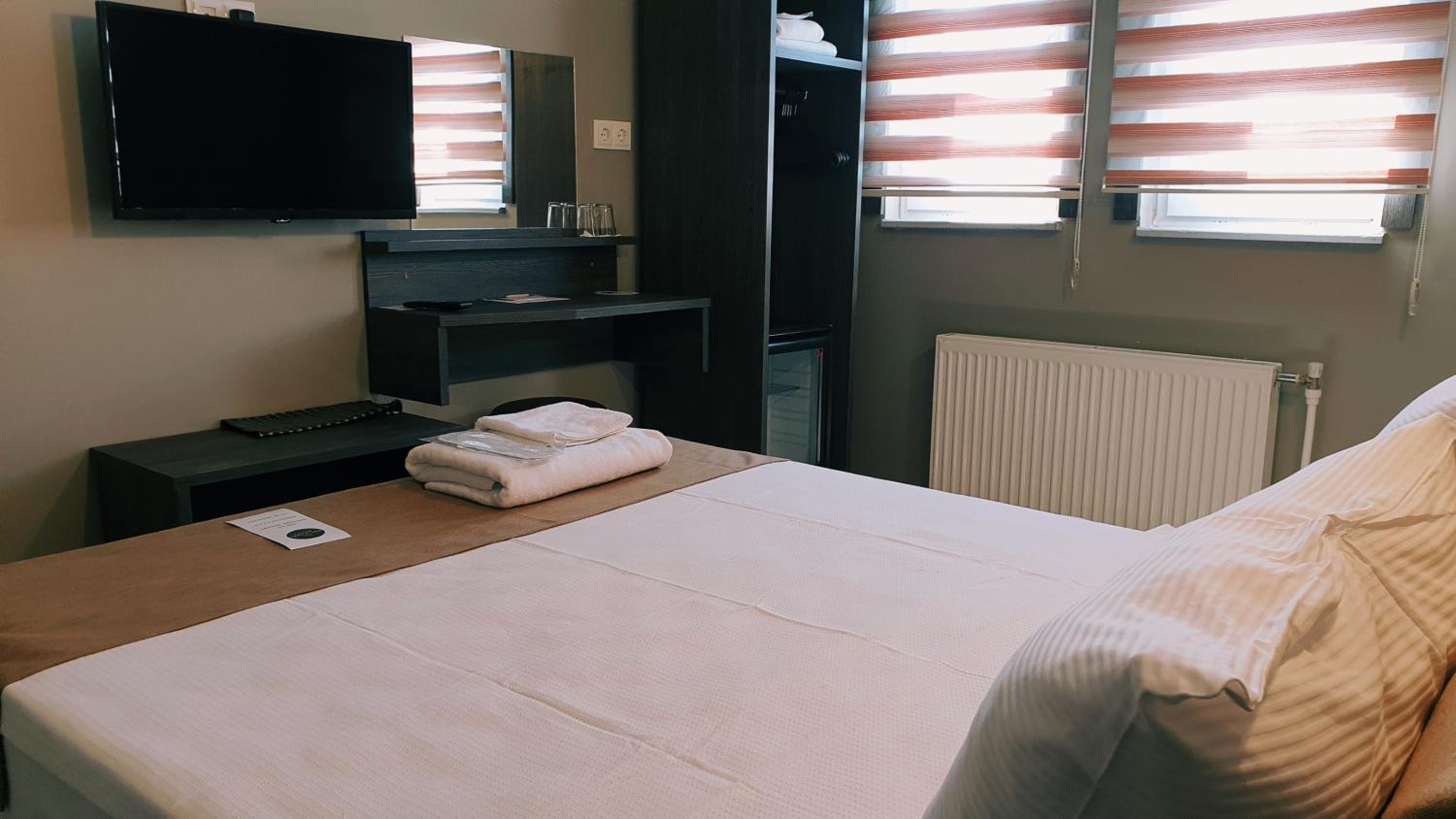 Superior Double Room - Photo 2