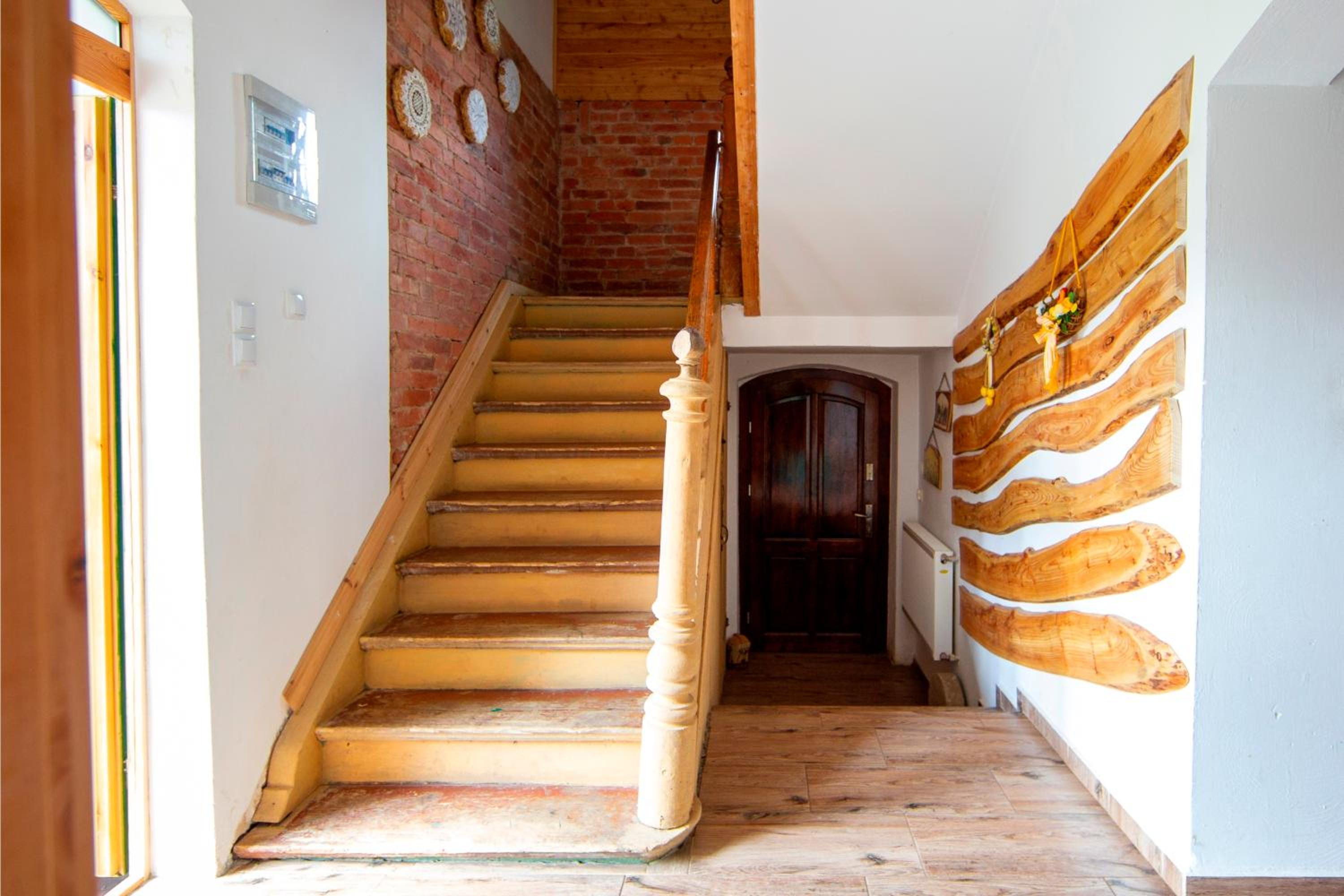 Four-Bedroom House photo 2