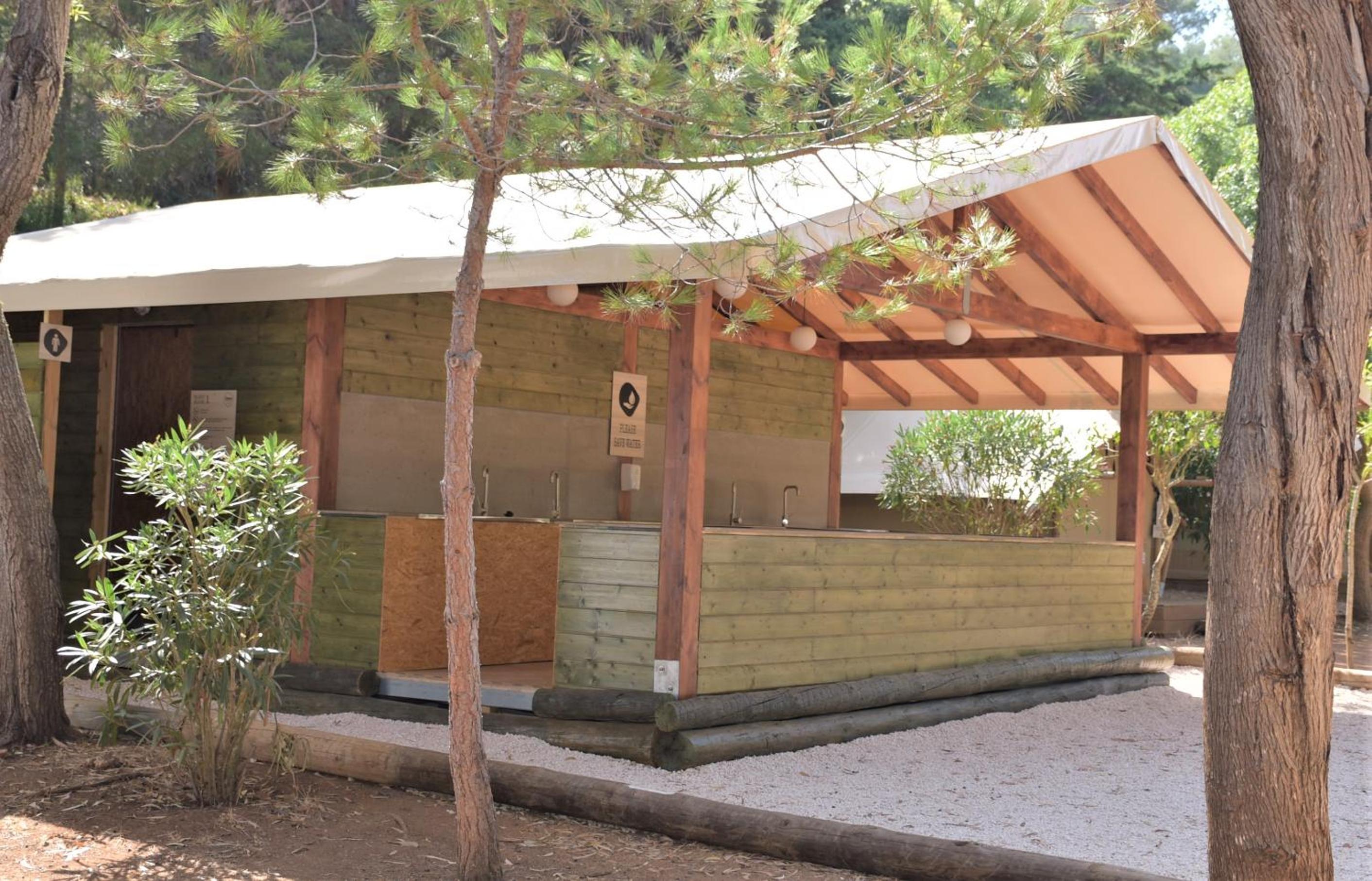 Double Woody Tent - Photo 2