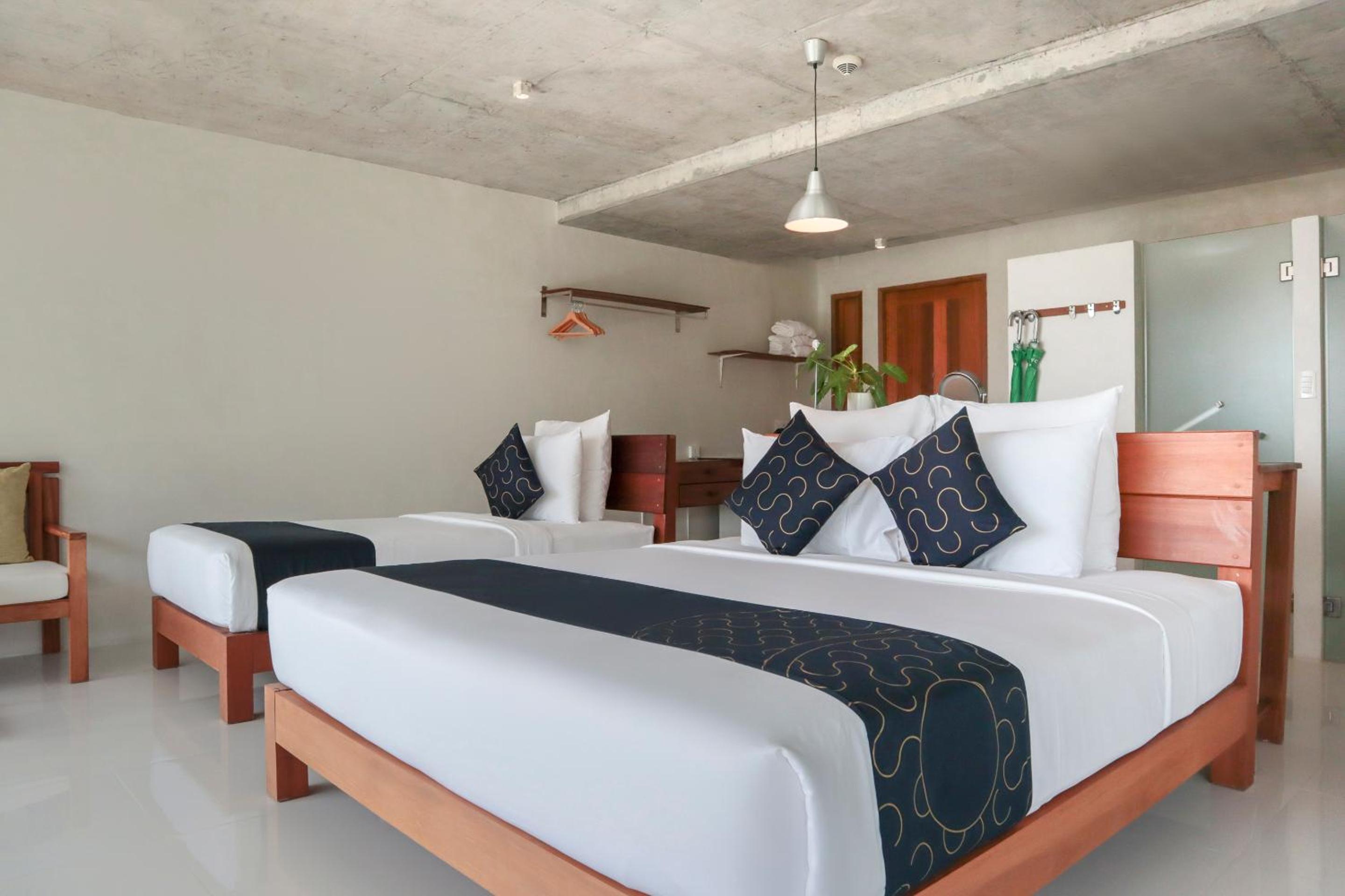 Premier Triple Suite