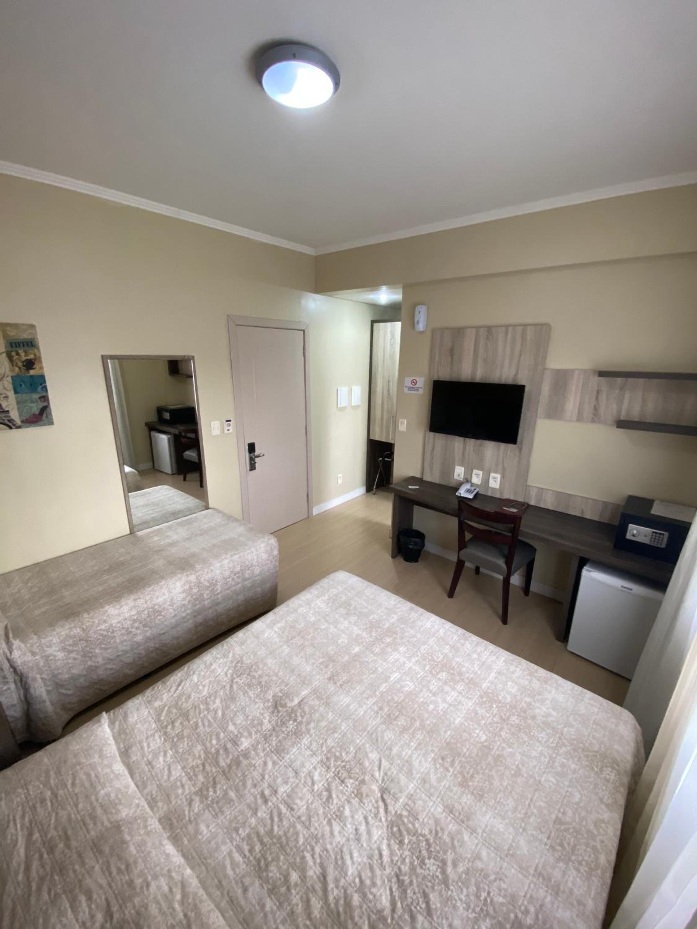 Luxury Triple Room photo 2