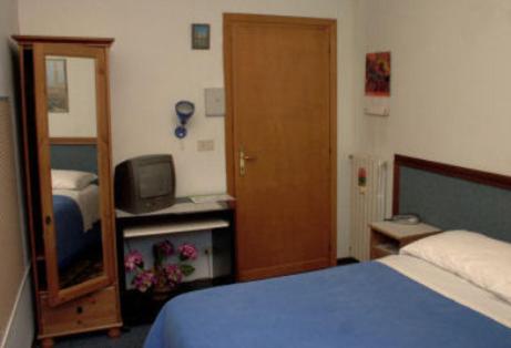 Single Room with Private Bathroom