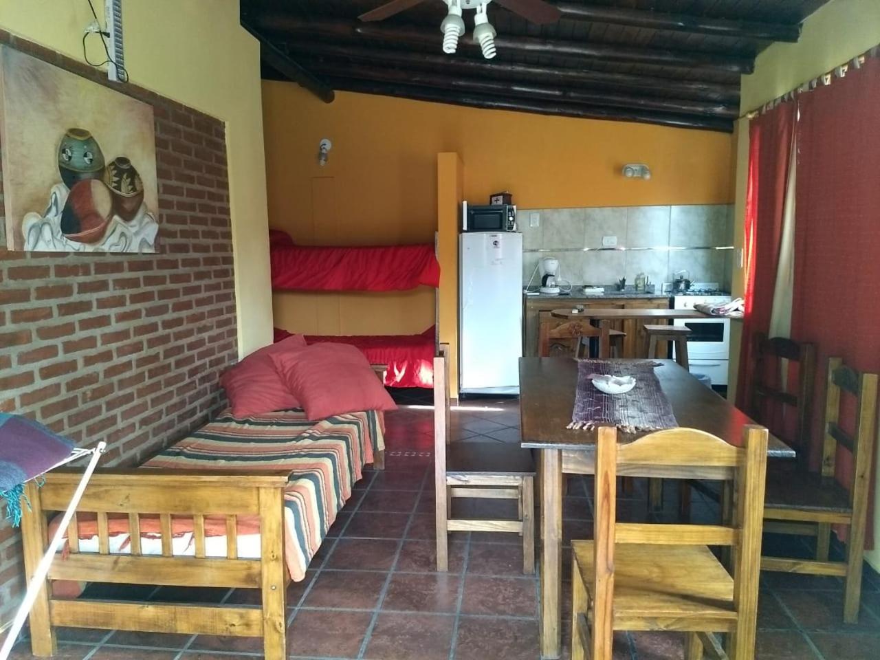 One-Bedroom Bungalow (5 Adults) photo 1