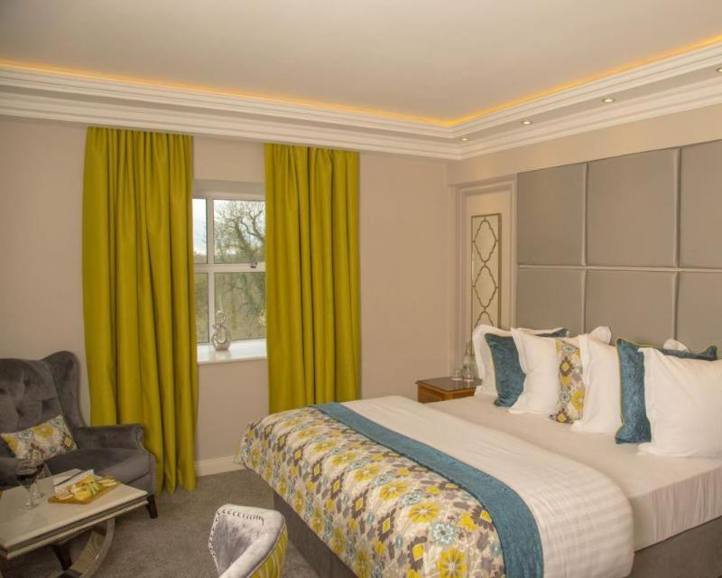 Deluxe Double and Single Room