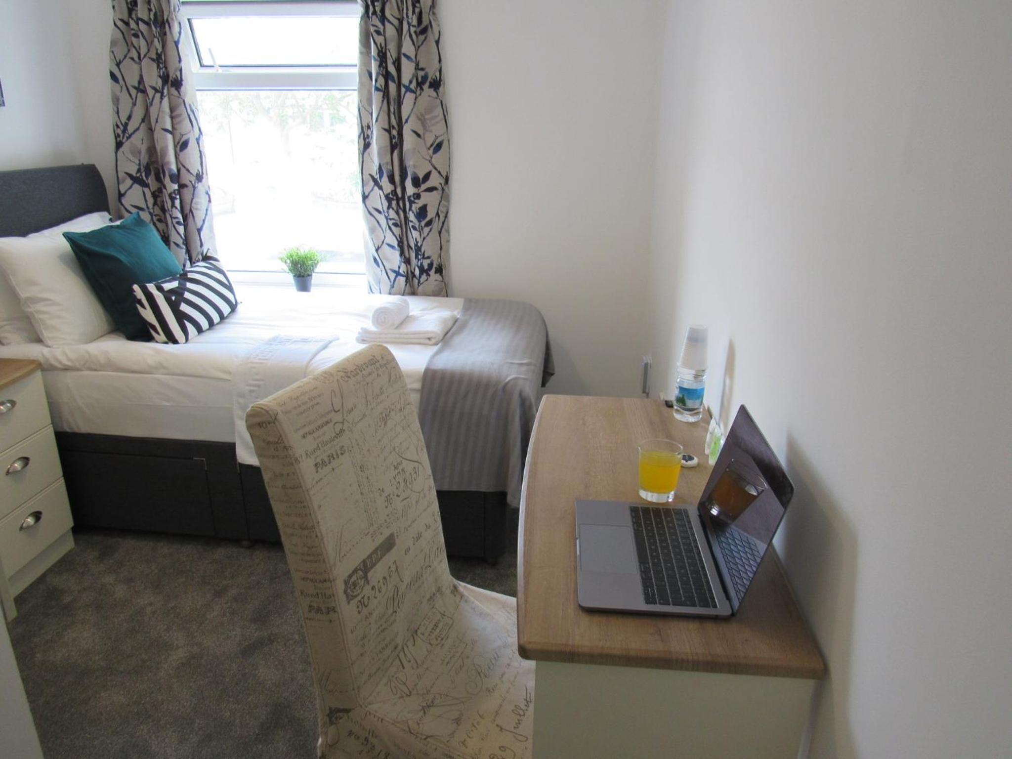 Economy Single Room with Private Shower photo 3