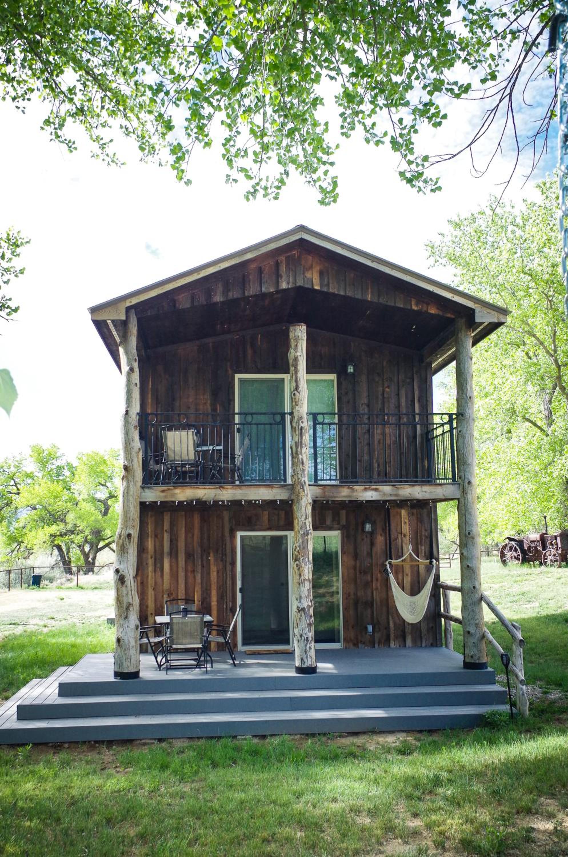 Two-Bedroom House - Photo 43