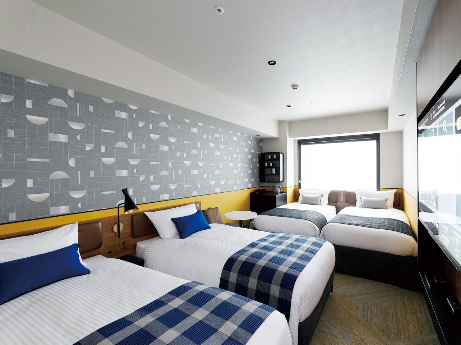 Smoking - Standard Triple Room