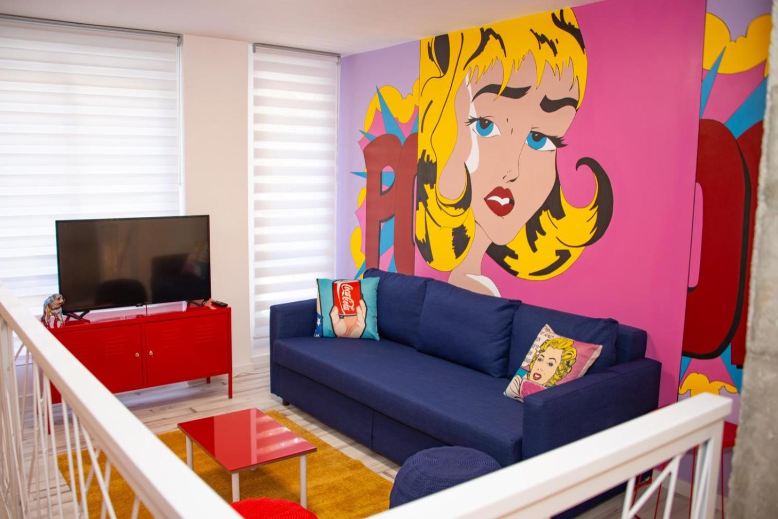 One-Bedroom Apartment - Photo 33