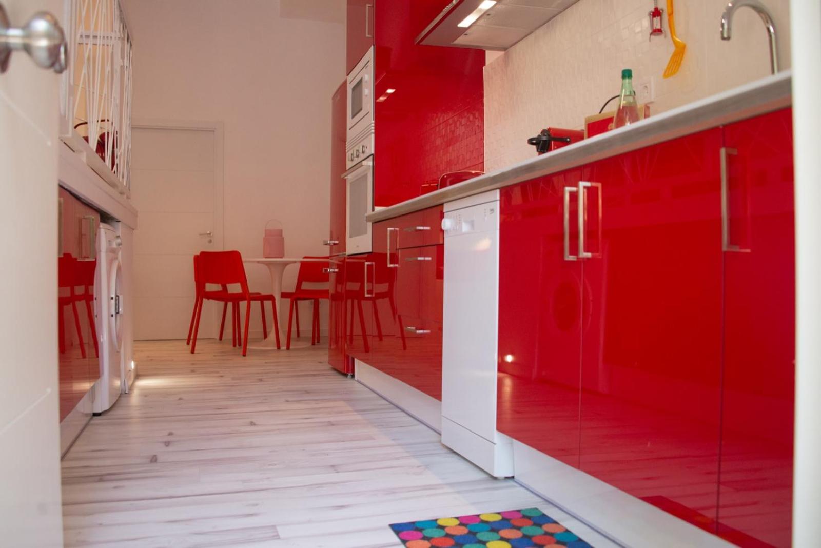 One-Bedroom Apartment - Photo 8
