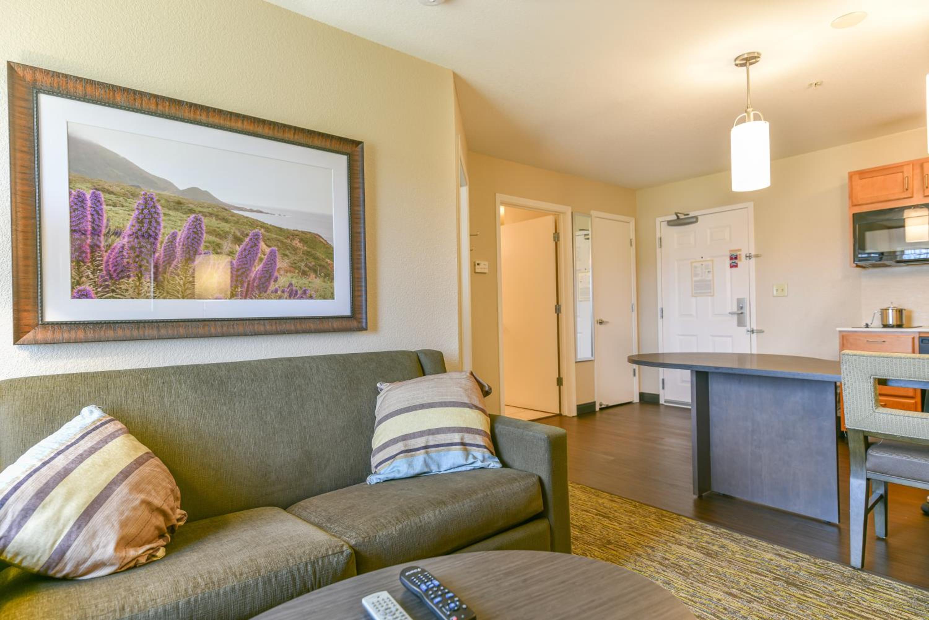 One-Bedroom Suite