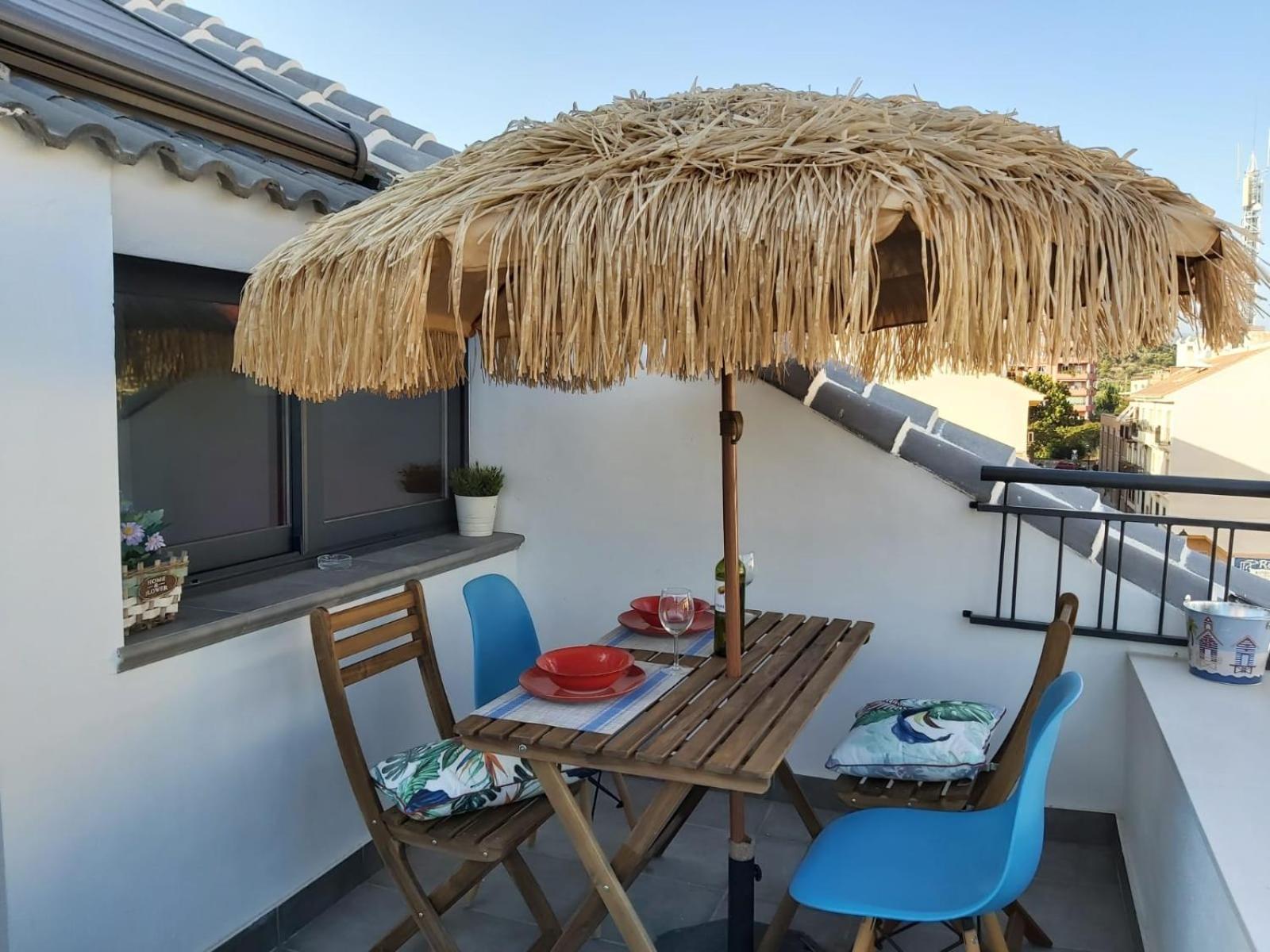 Apartment with Terrace - Photo 9