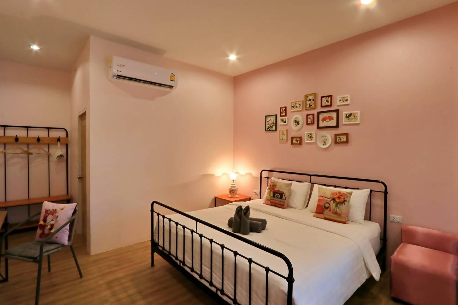 Double Room - Photo 4