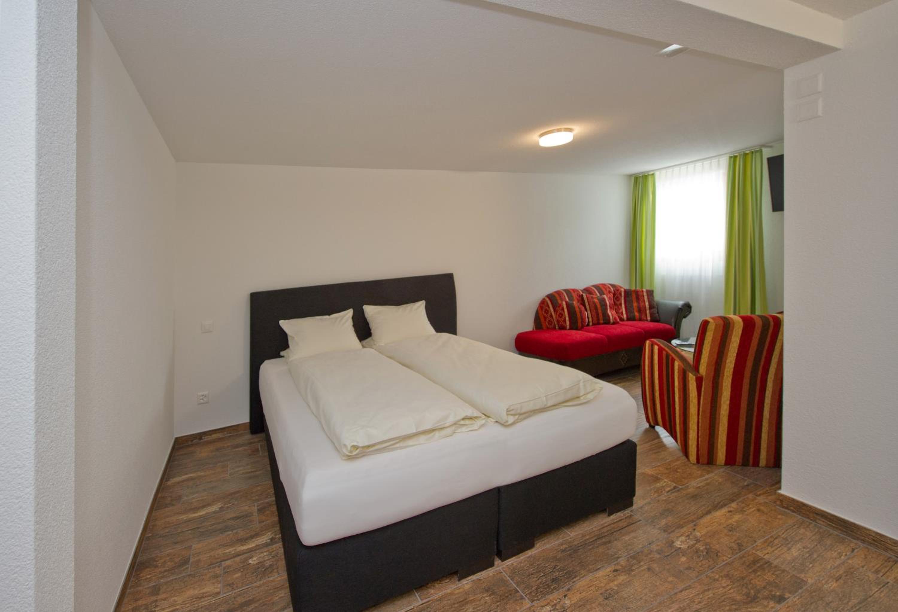 Double Room - Photo 2
