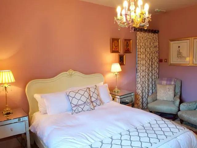 Deluxe Double Room with Shower photo 1