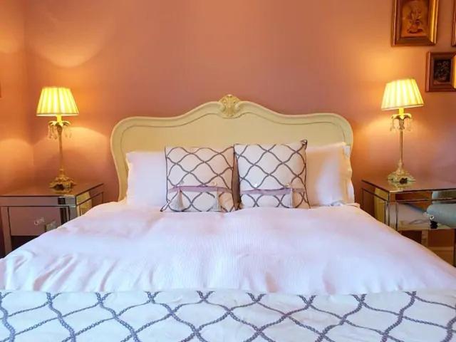Deluxe Double Room with Shower photo 2