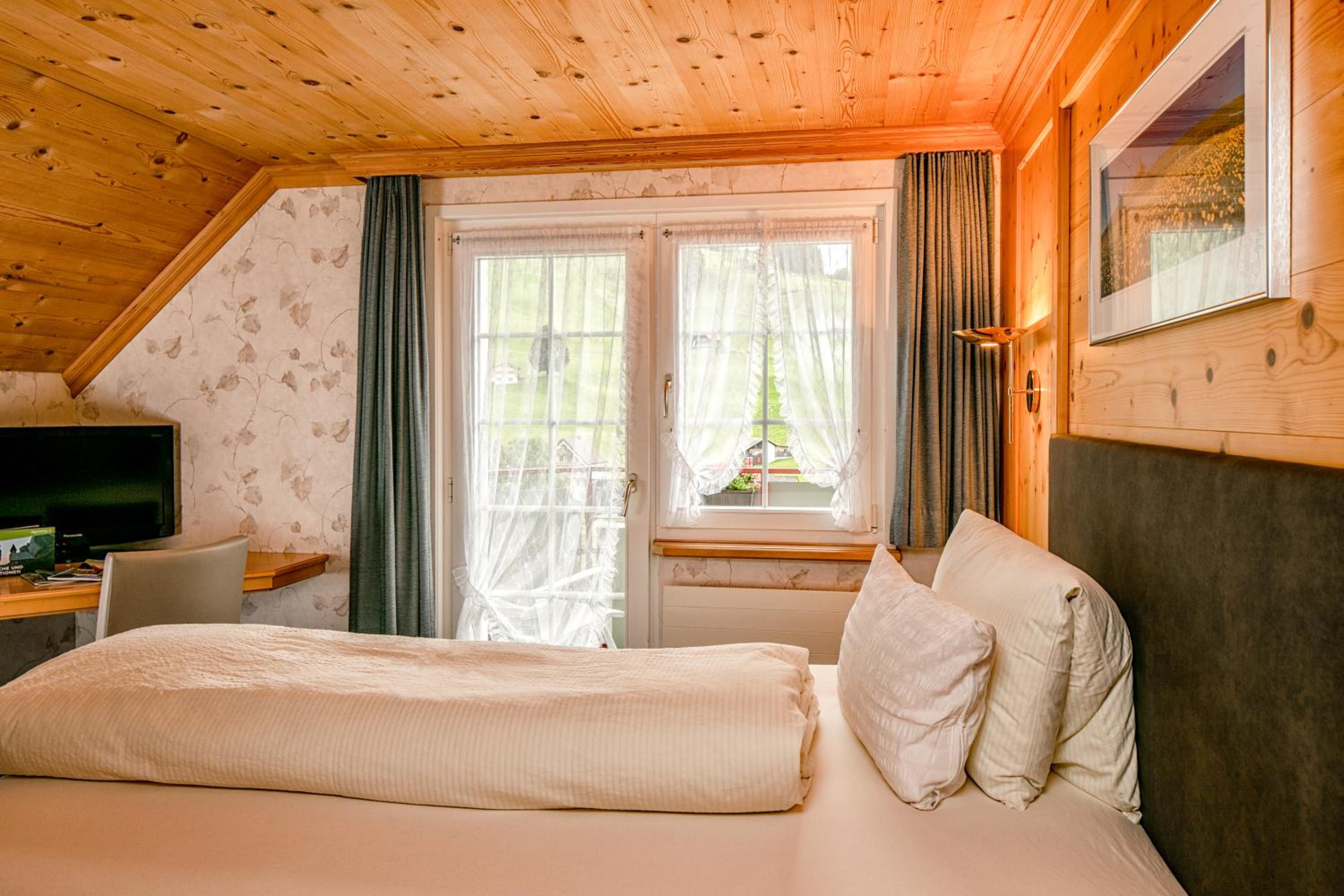 Comfort Single Room