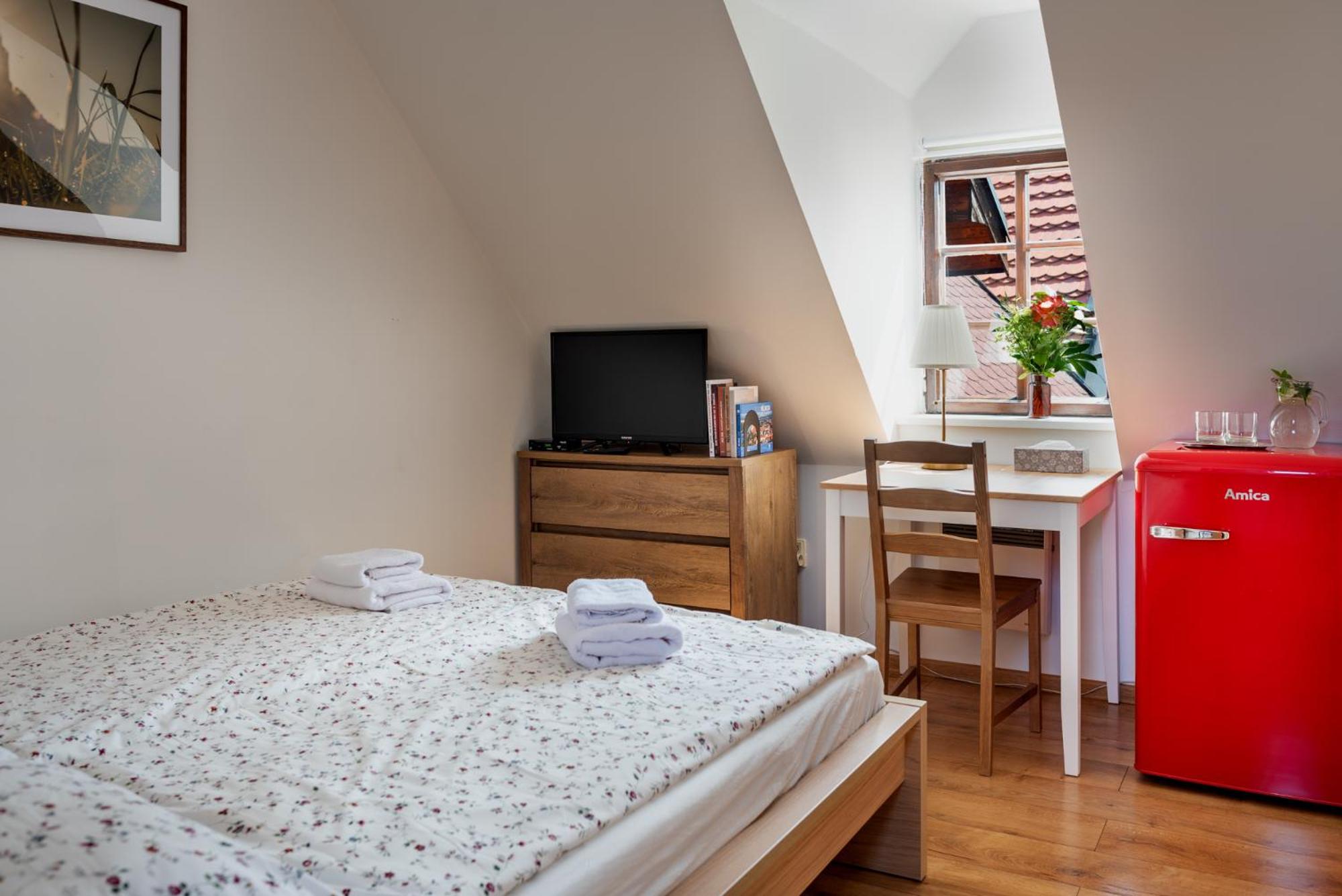 Double Room - Photo 1