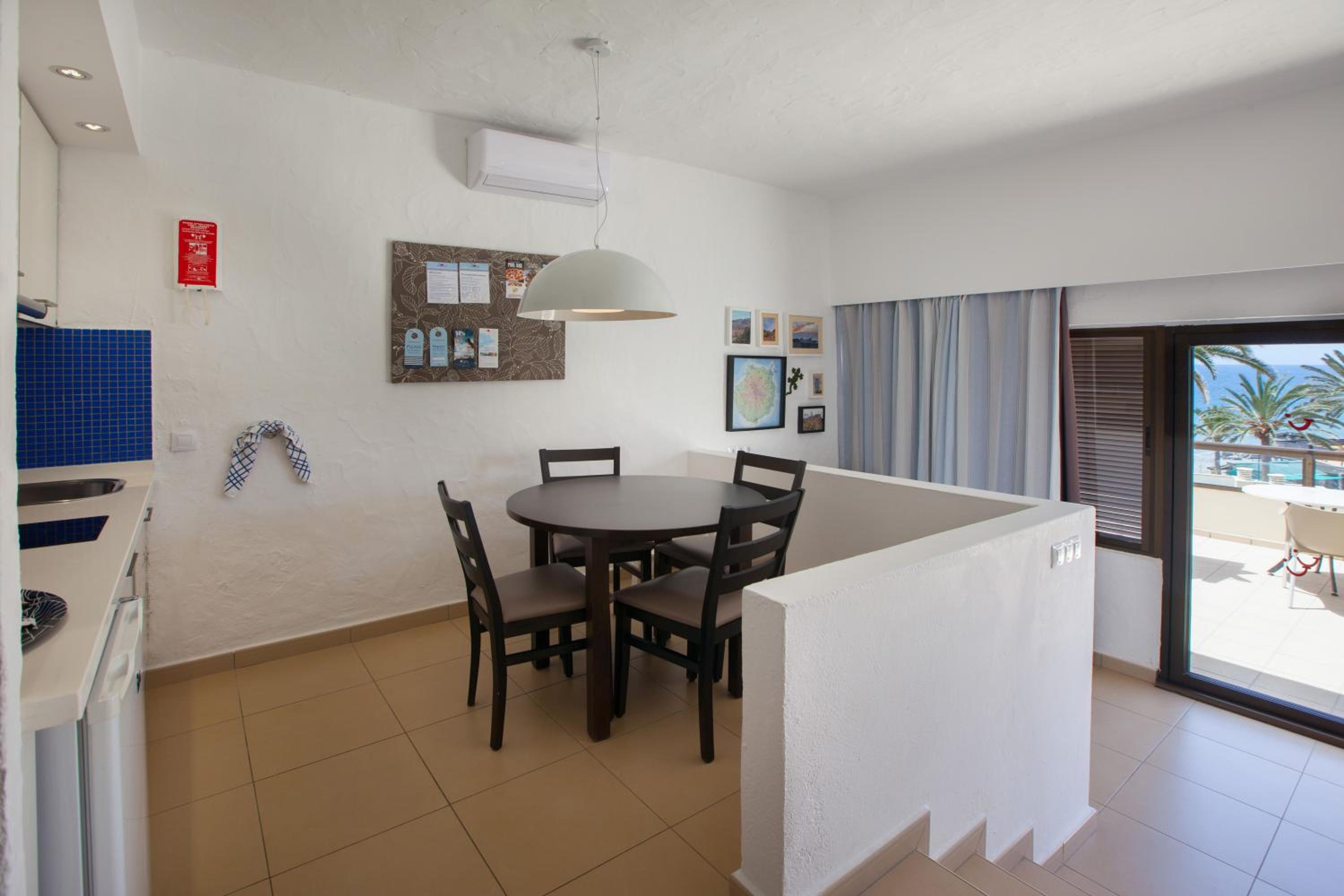 Studio (3 Adults) - Photo 2