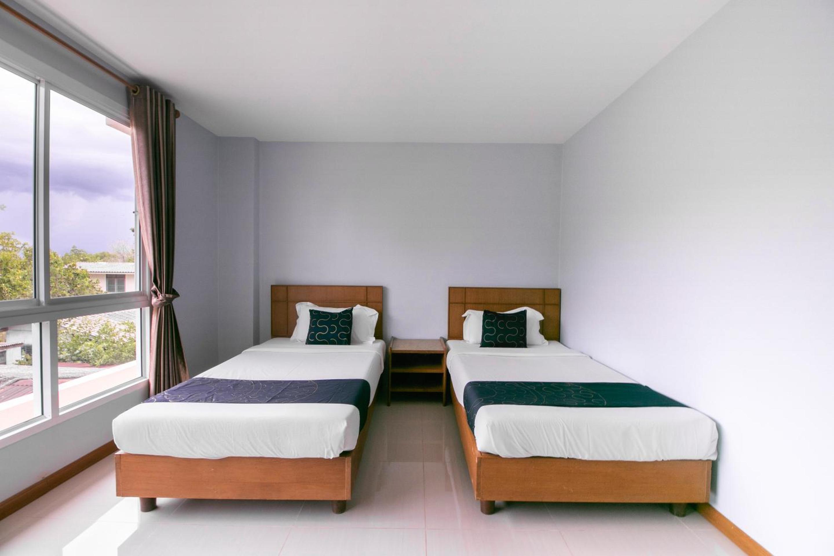 Standard Twin Room with Mountain View - Photo 3