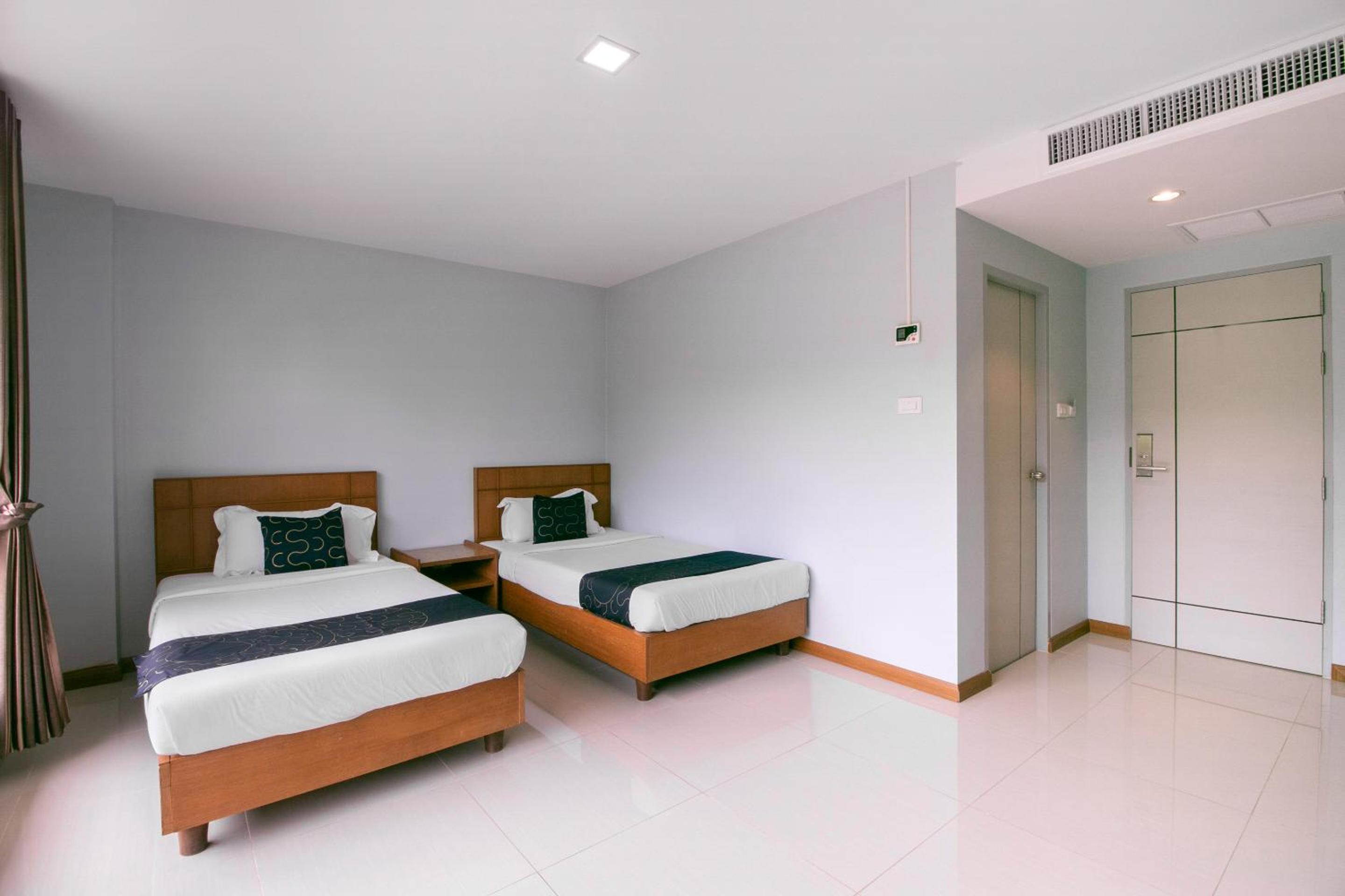Standard Twin Room with Mountain View - Photo 6
