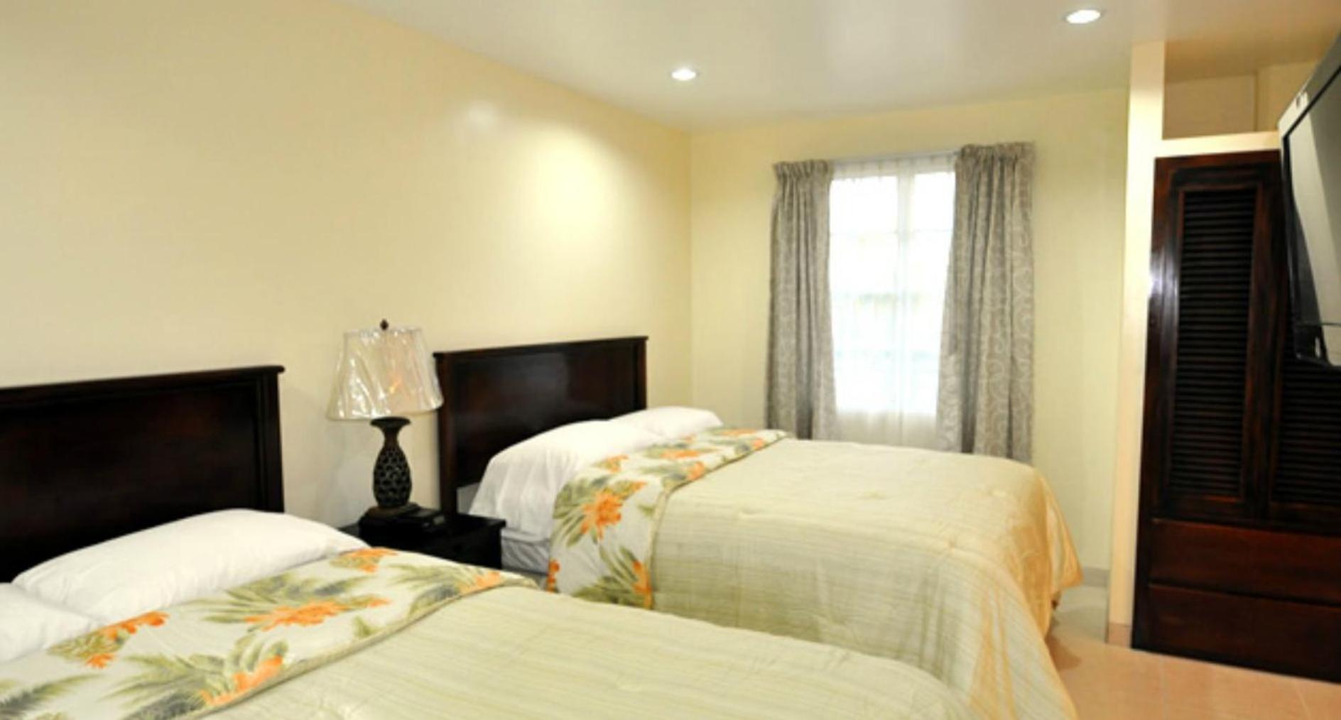 Deluxe Suite photo 2