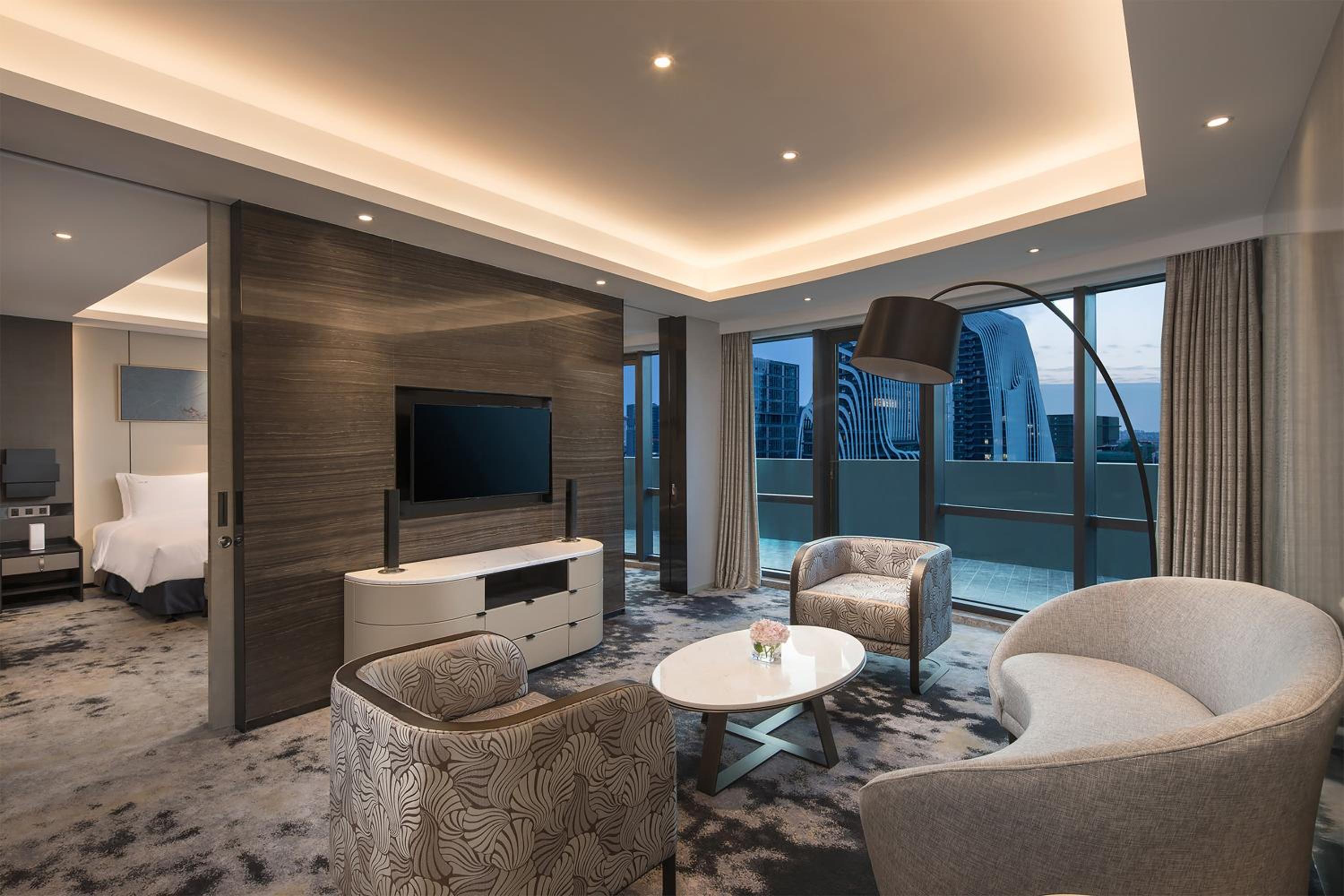 One-Bedroom King Suite photo 1