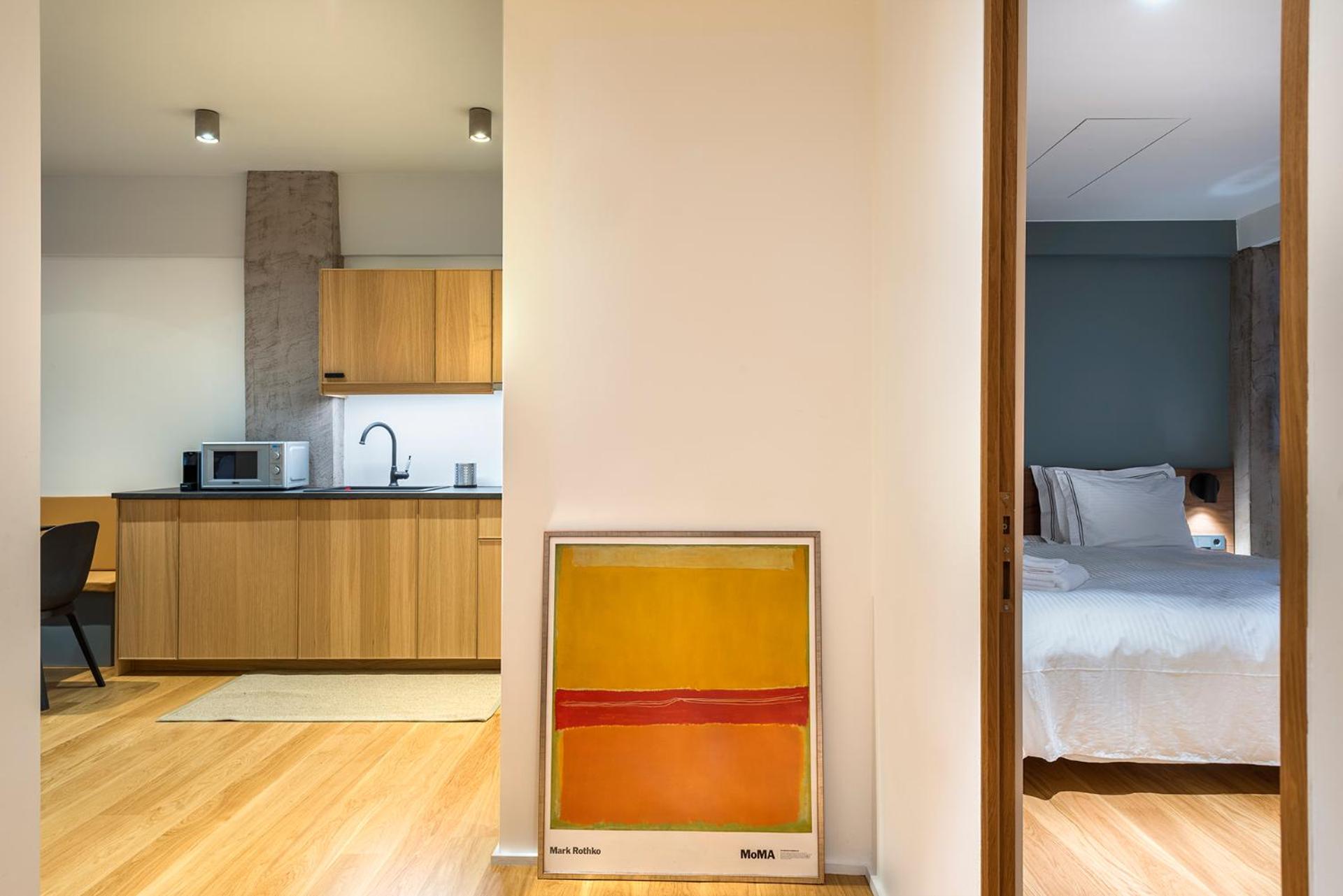 Two-Bedroom Family Apartment with City View photo 1