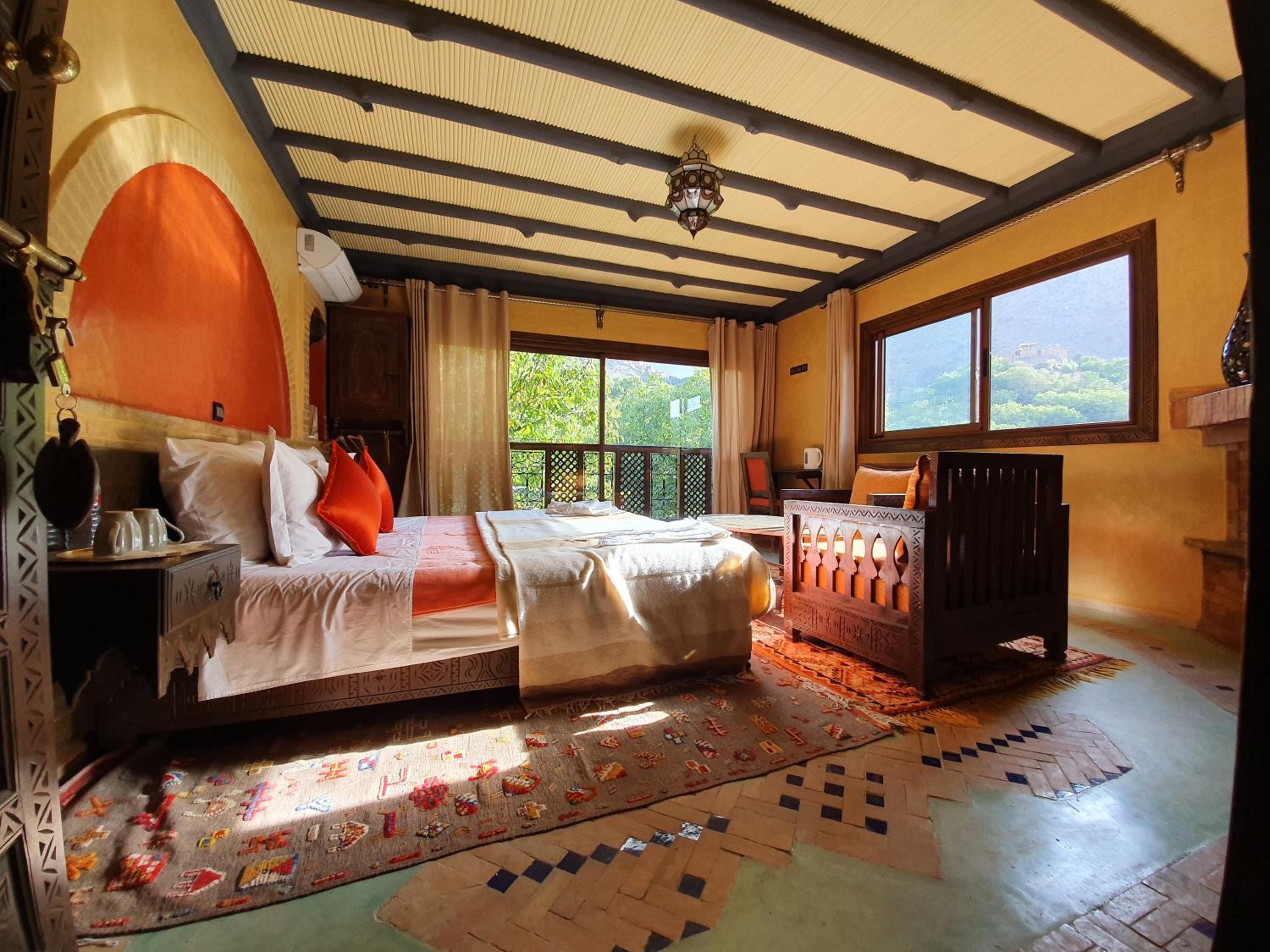 Deluxe Double Room with Mountain View