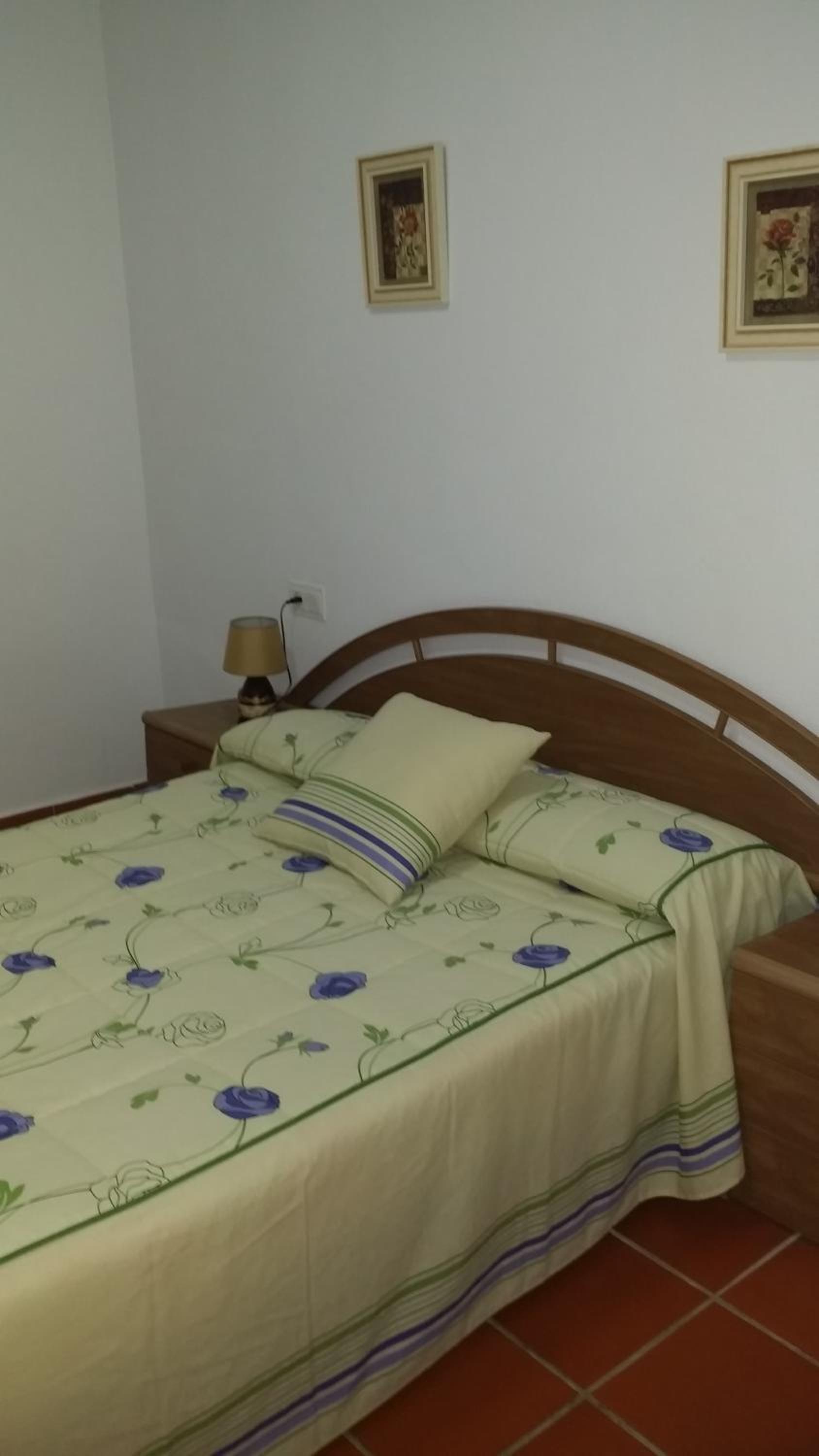 Two-Bedroom Apartment (4 Adults) - Photo 8