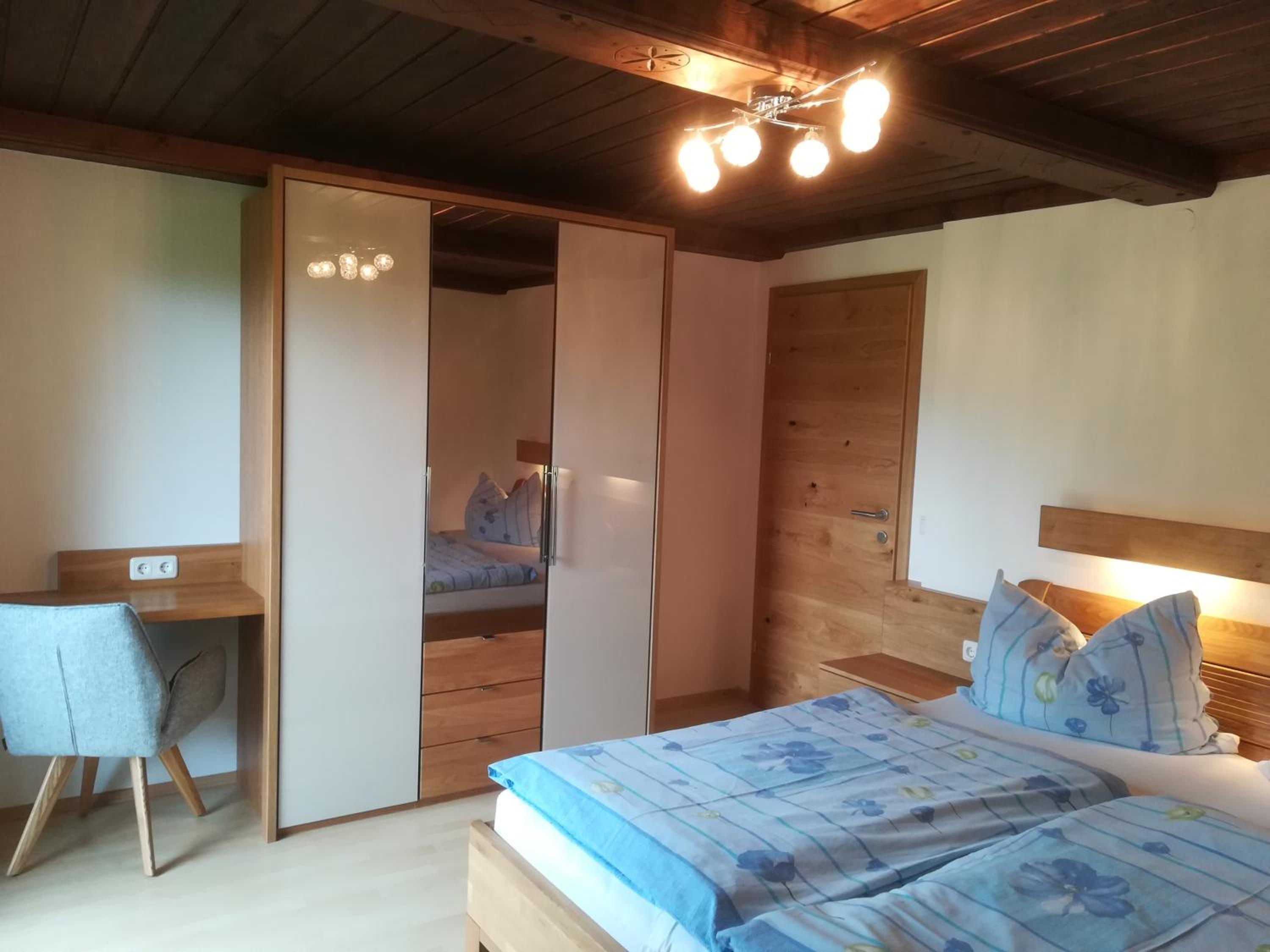Chalet (6-8 Adults) photo 1