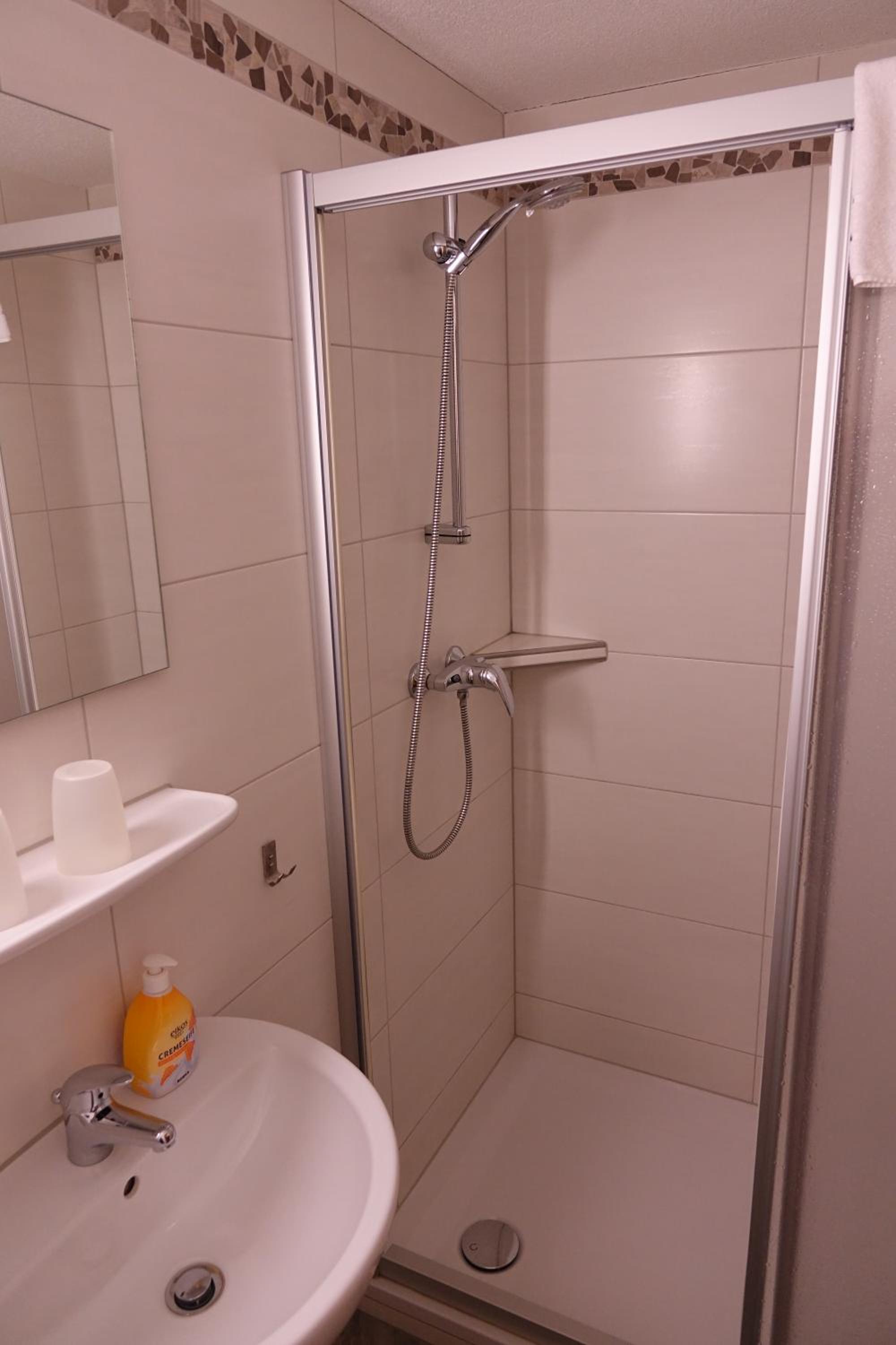 Standard Apartment - Photo 11