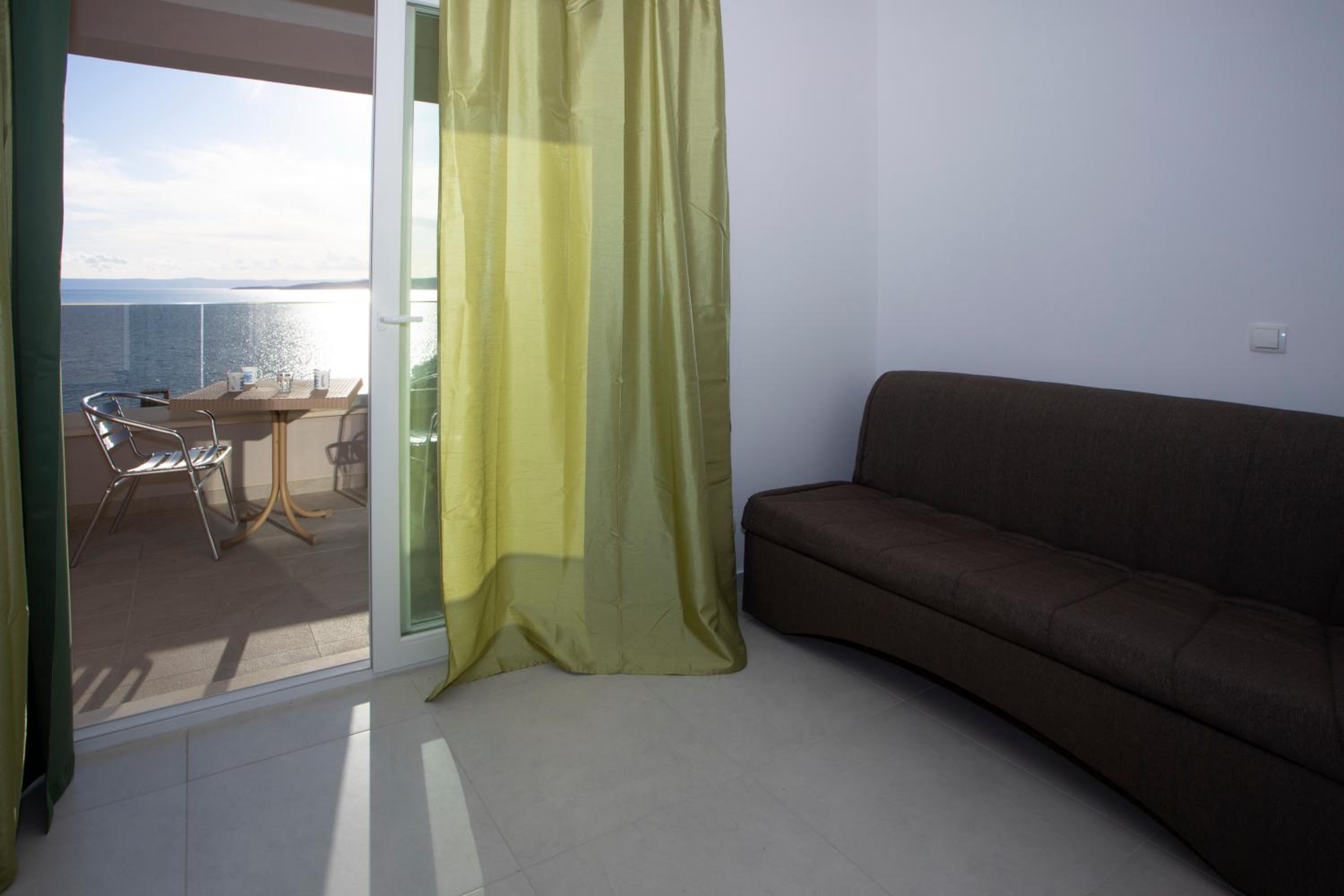 Studio Apartment with Sea View photo 2
